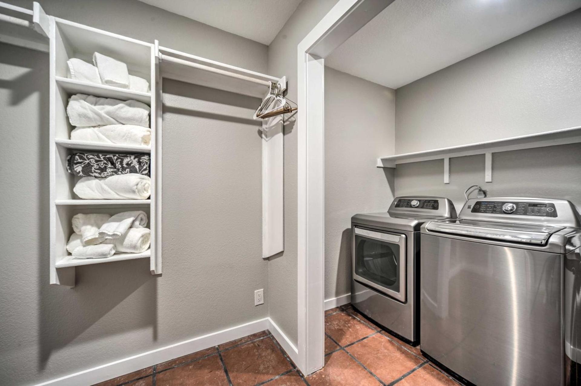 Canyon Lake Hideaway with Fire Pit and Yard!