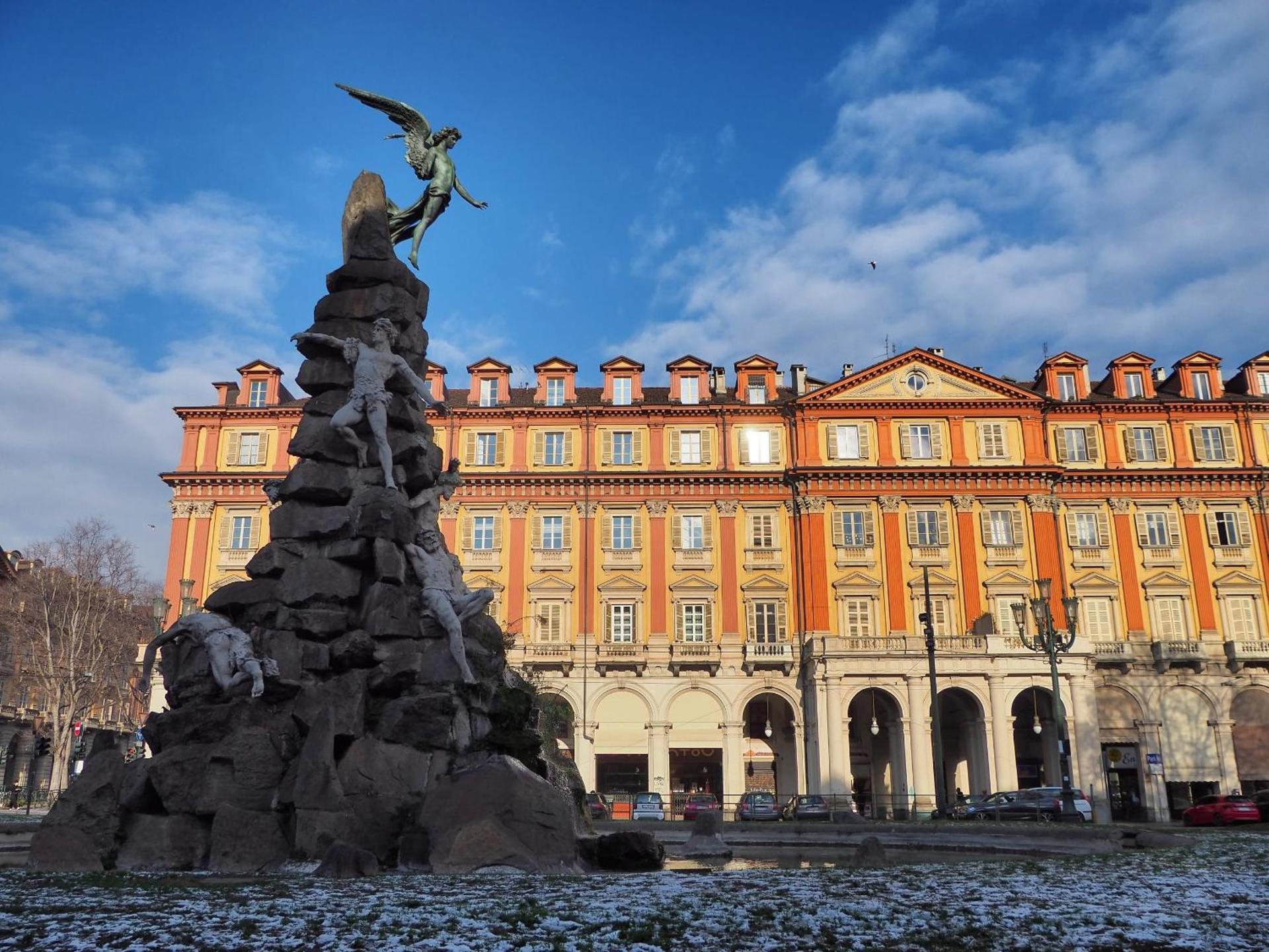 SWEET APT Piazza Statuto 9 nel pieno CENTRO di TORINO