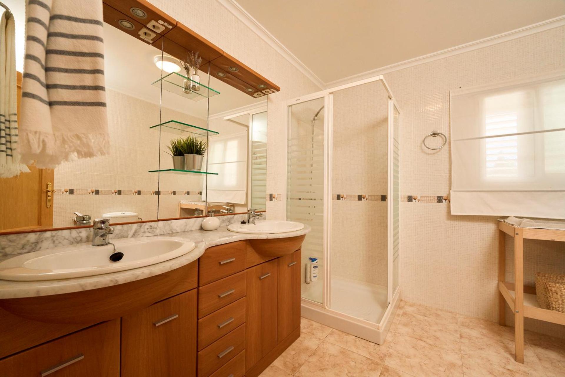 Casa Rural " La Bruja "