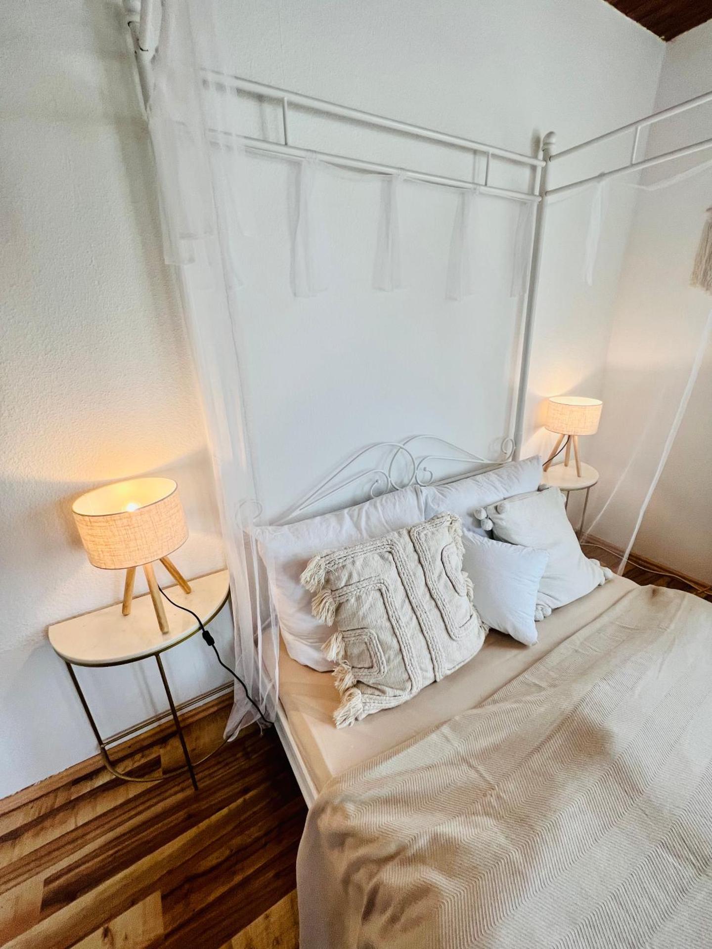 Cloud 9 , Apartment mit Garage und Garten in Nähe der Uniklinik, Bosch, Ina Schaeffler