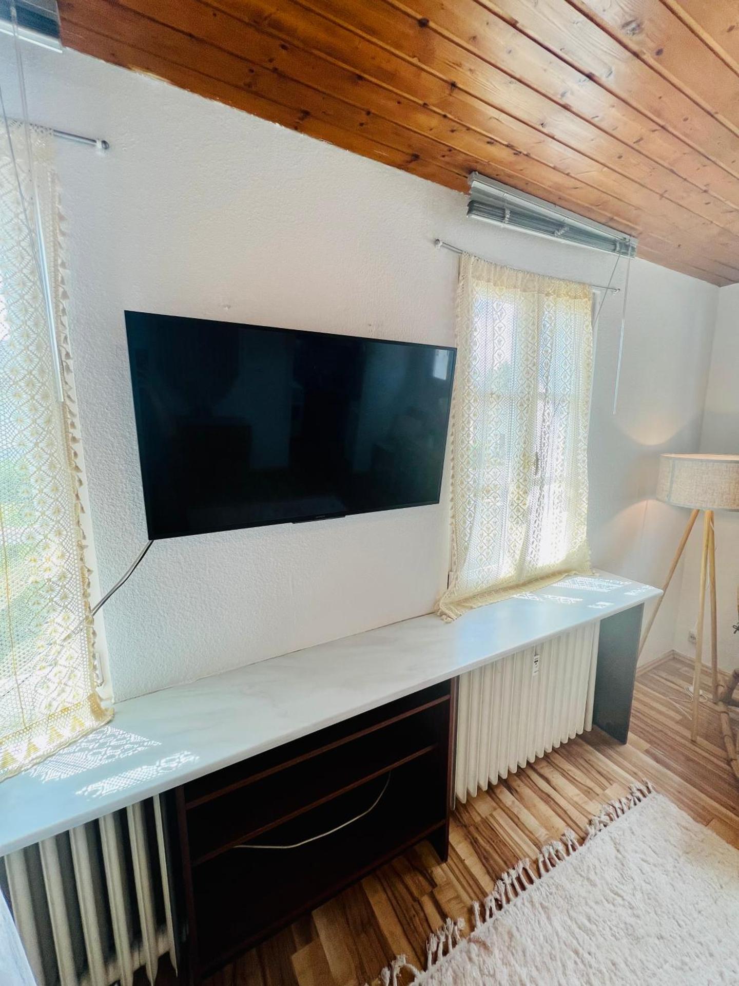 Cloud 9 , Apartment mit Garage und Garten in Nähe der Uniklinik, Bosch, Ina Schaeffler