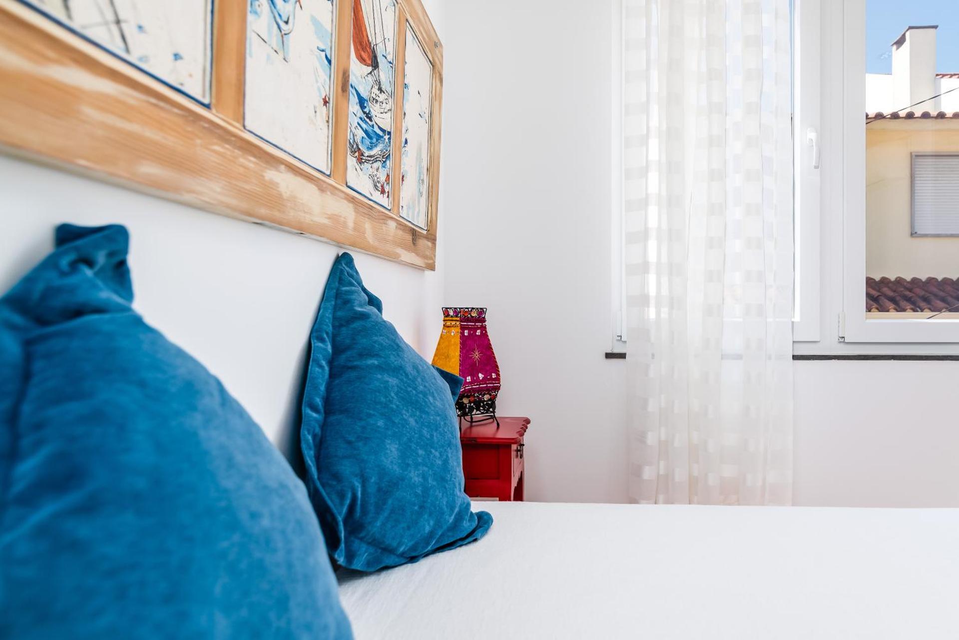 T2 Tiles Apartment Estoril