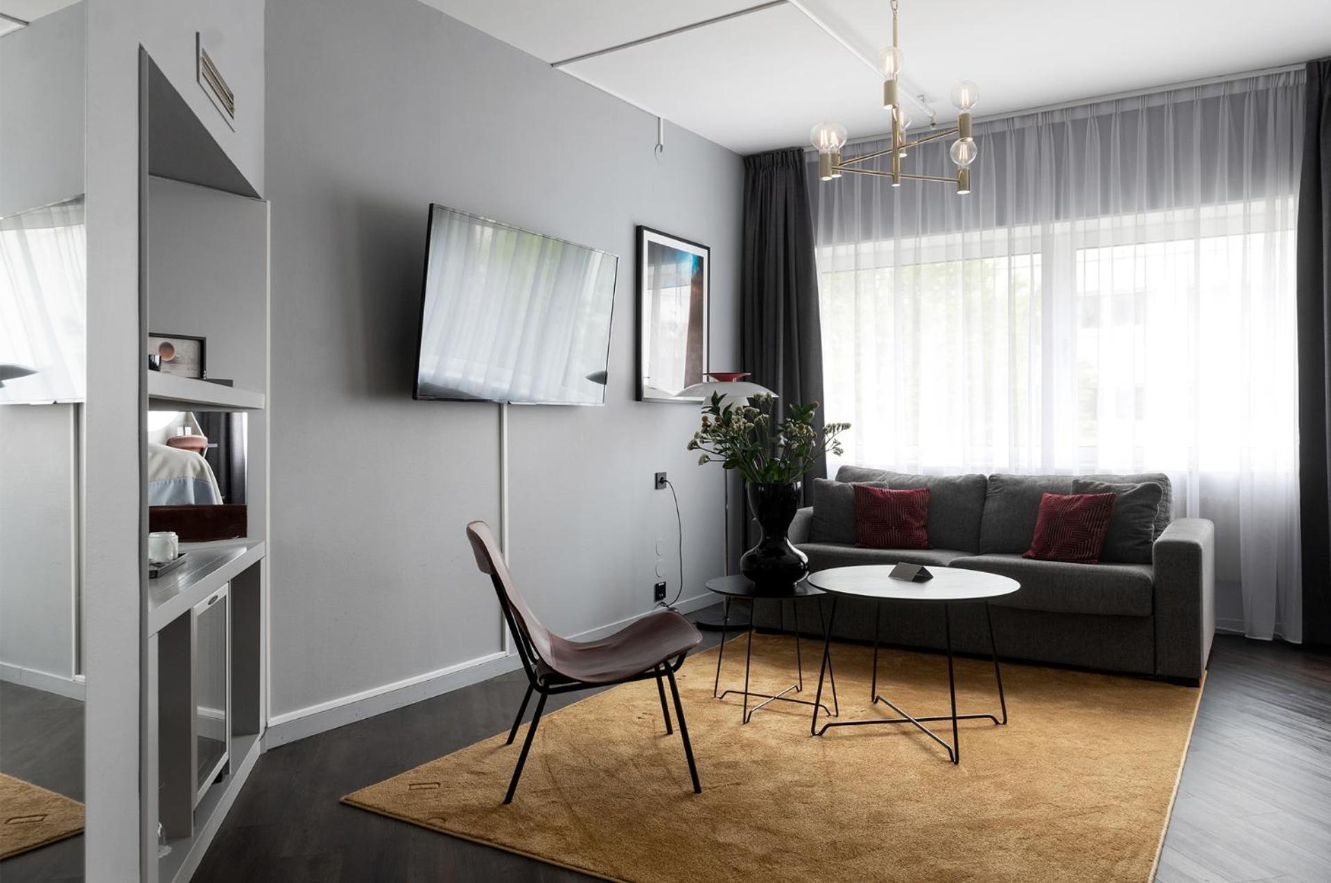 Photo of the whole room