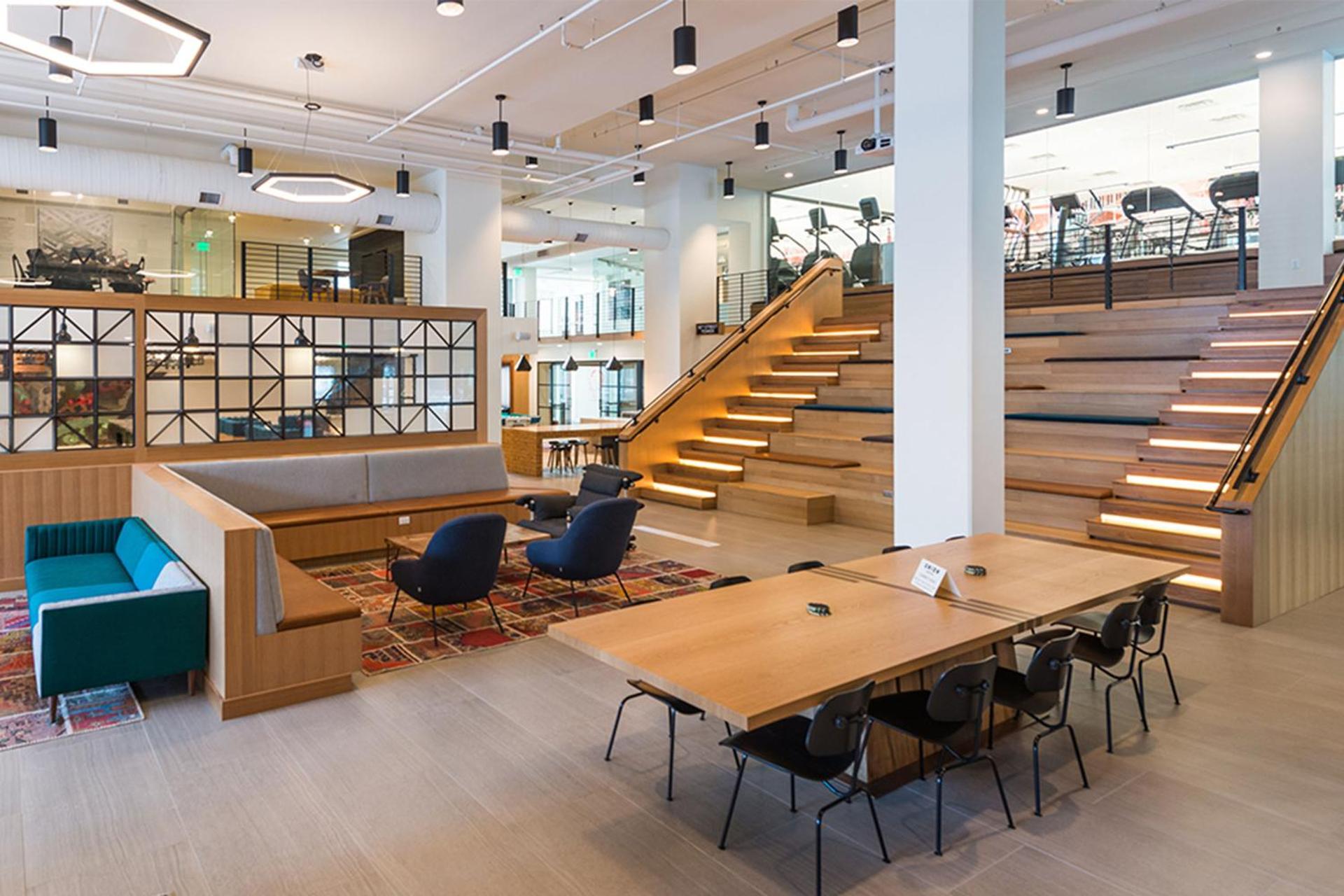 Communal lounge/ TV room