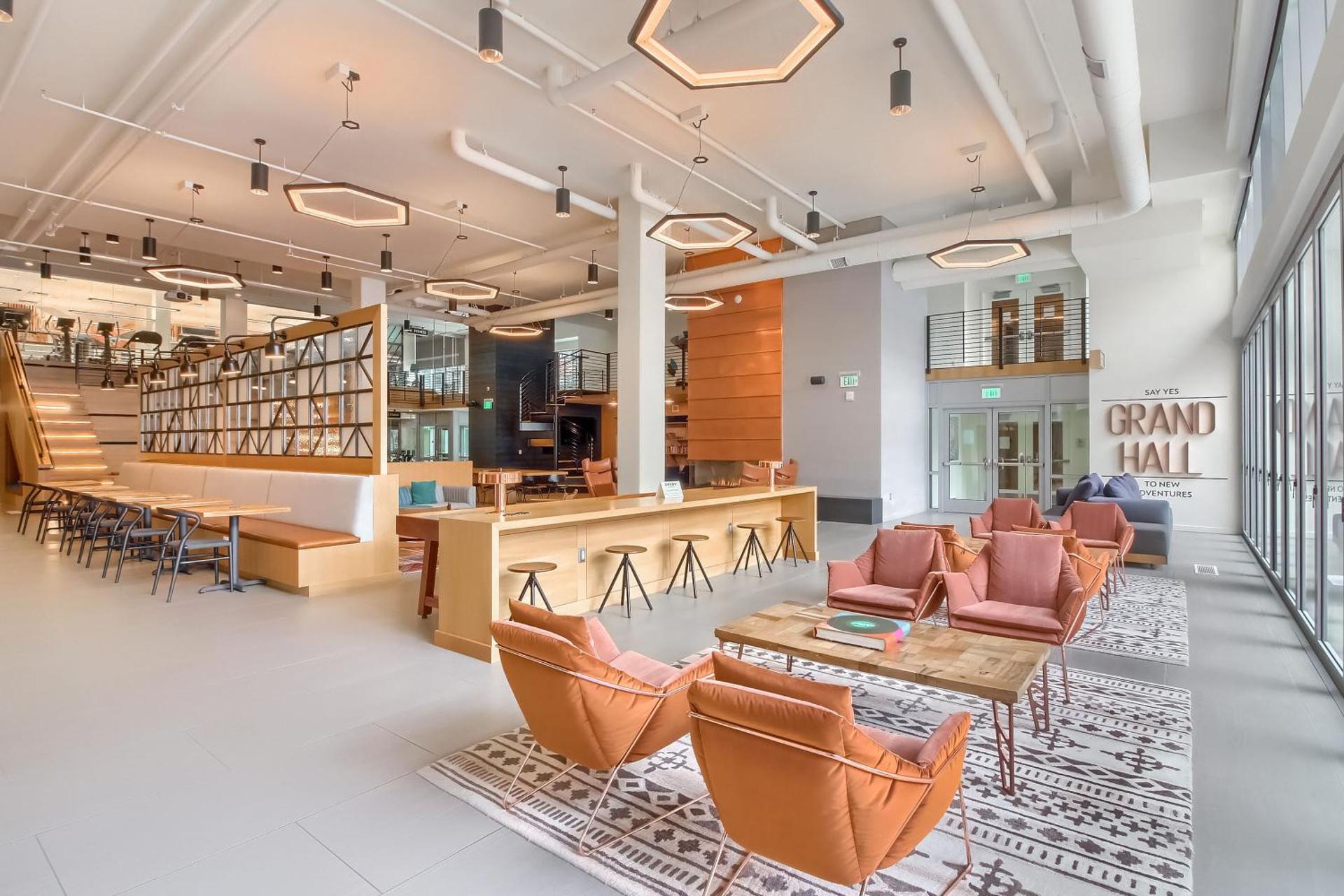 Communal lounge/ TV room