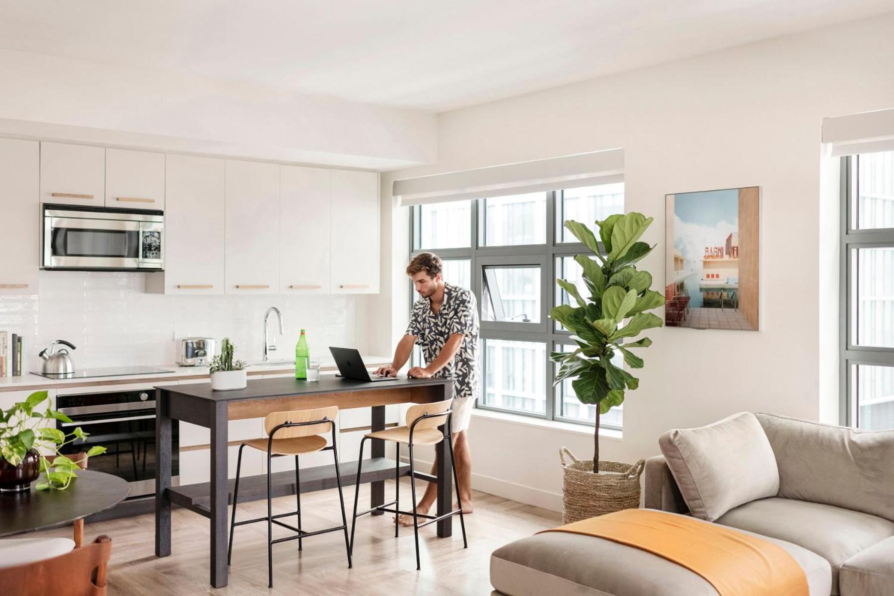 Kitchen or kitchenette