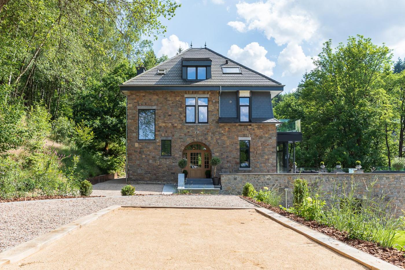 Le Moulin Noir à 400m du circuit