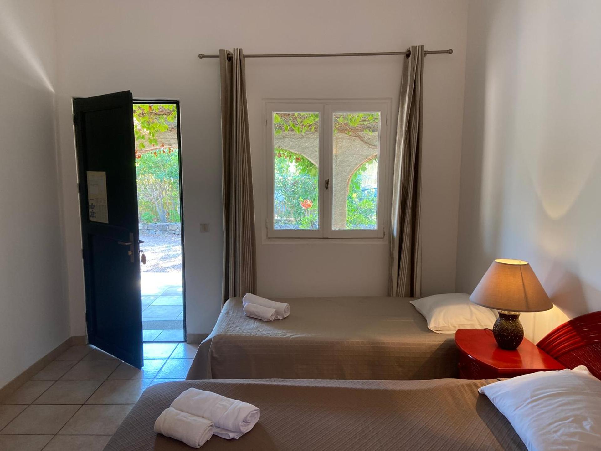 Les Lodges de la Plage U Dragulinu