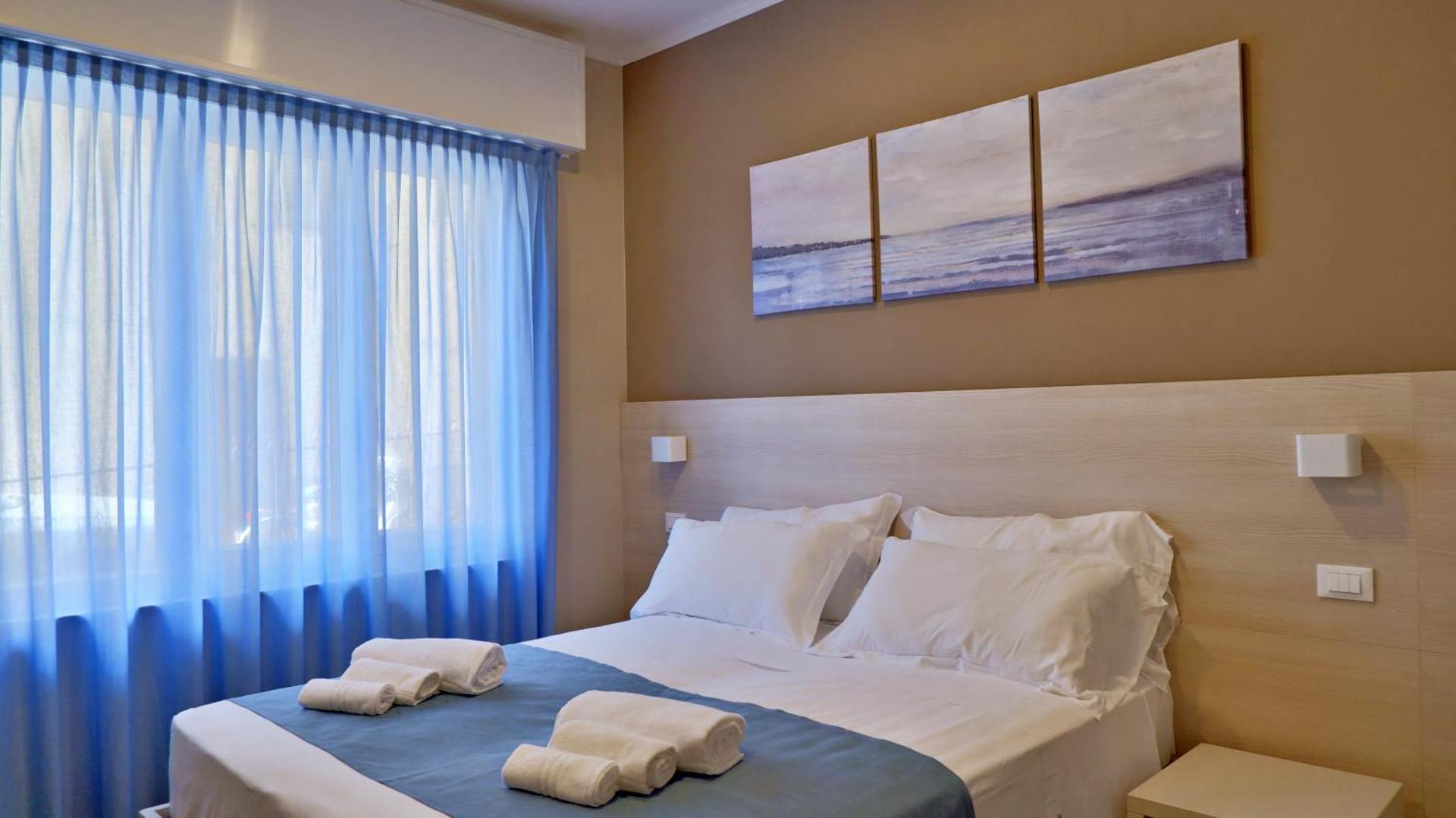 Pianomare Riviera Apartments and Rooms