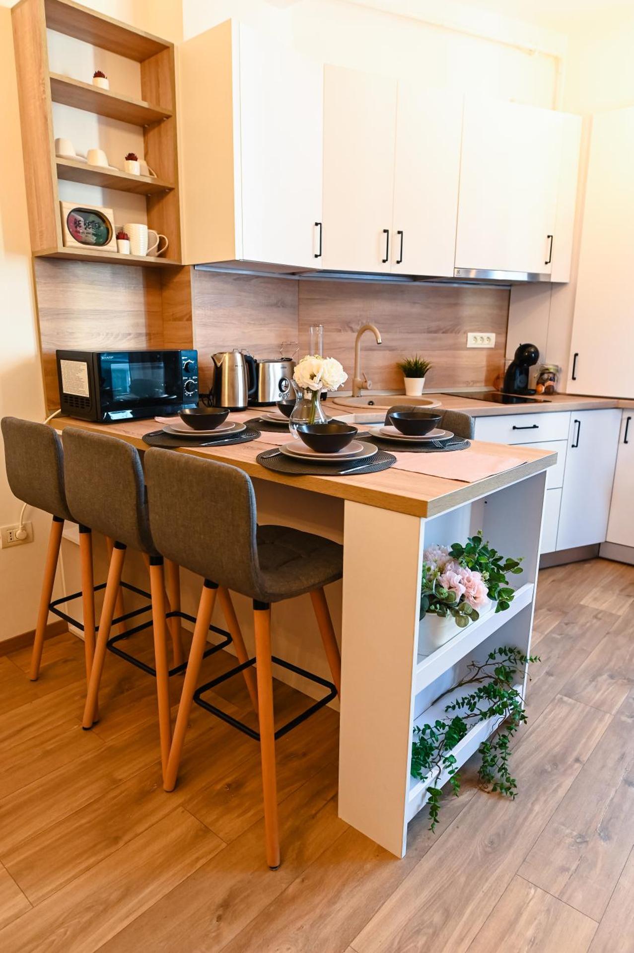 Kitchen or kitchenette