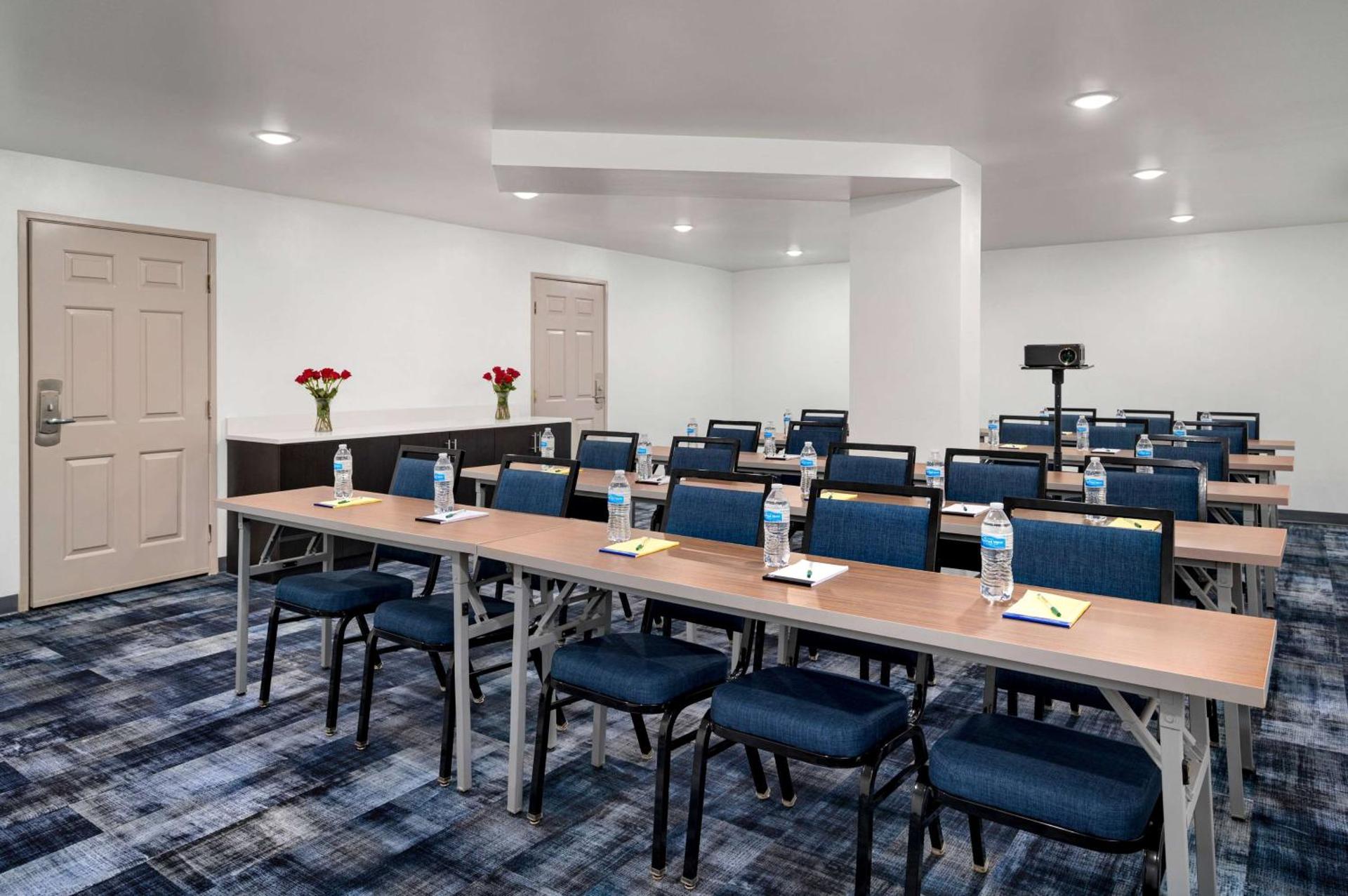 Meeting/conference room