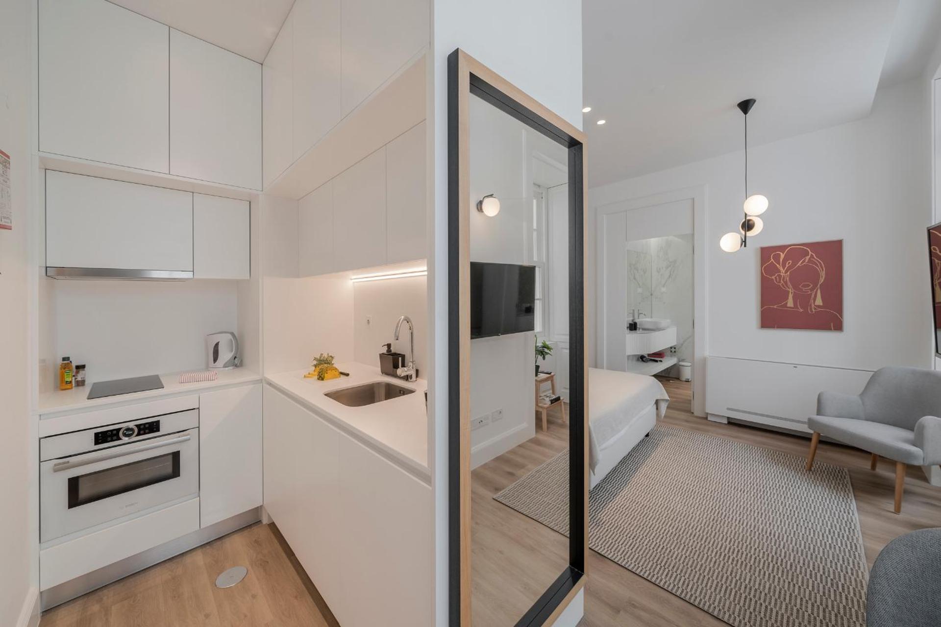 Kitchen or kitchenette