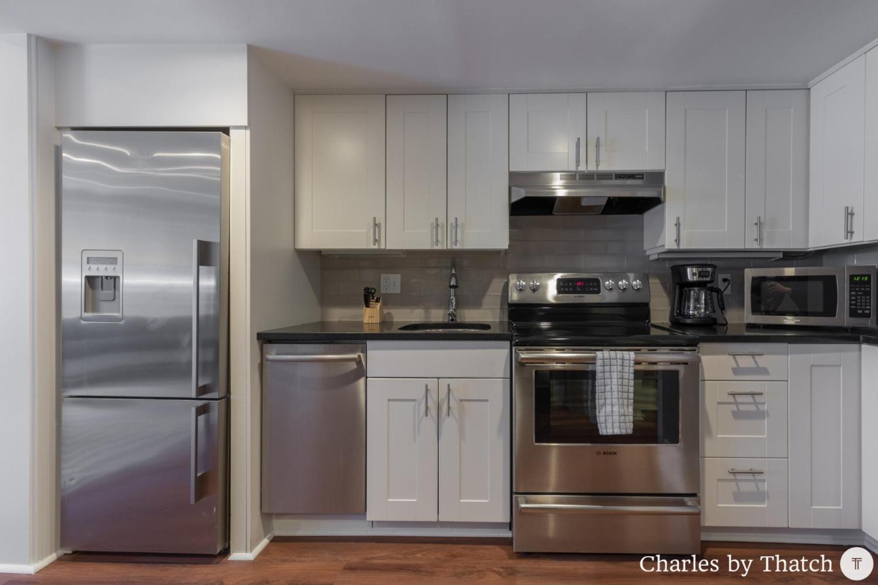 J Miller Flats by Thatch