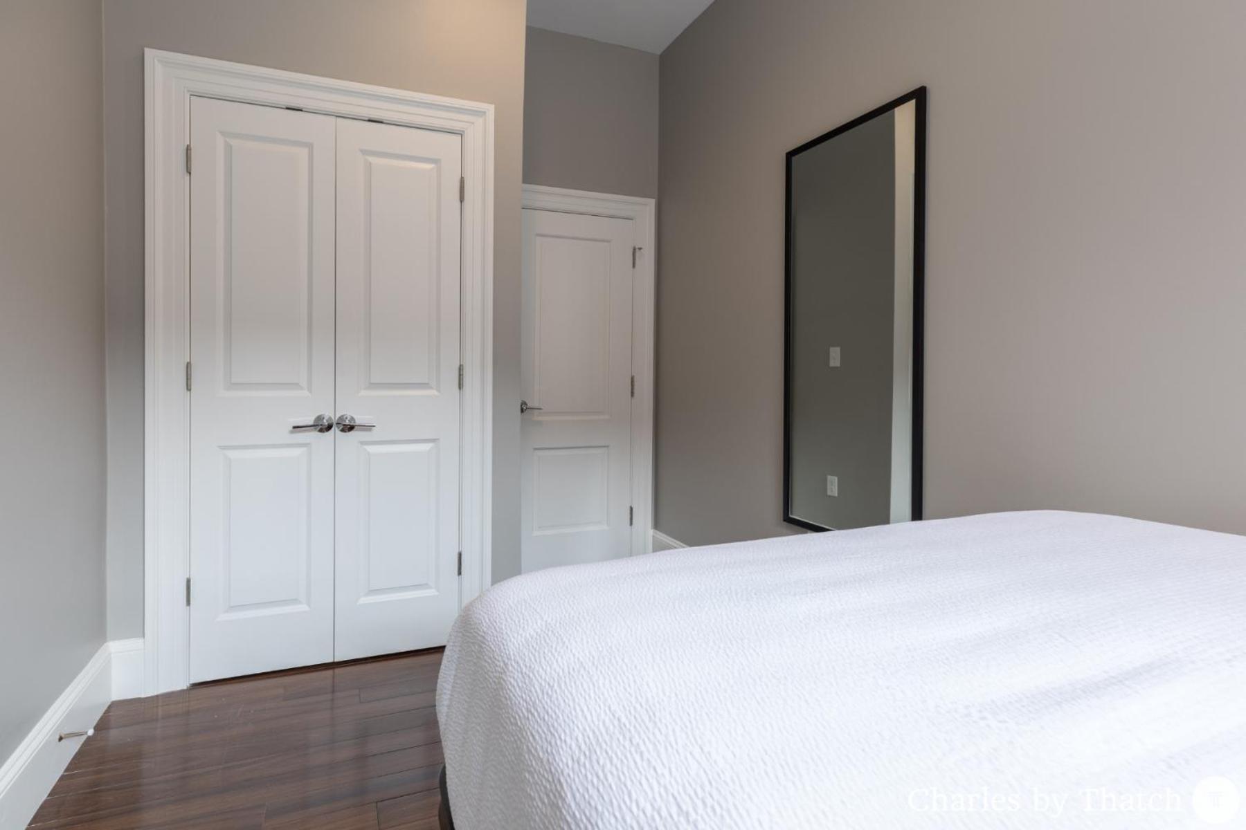 J Miller Flats by Thatch