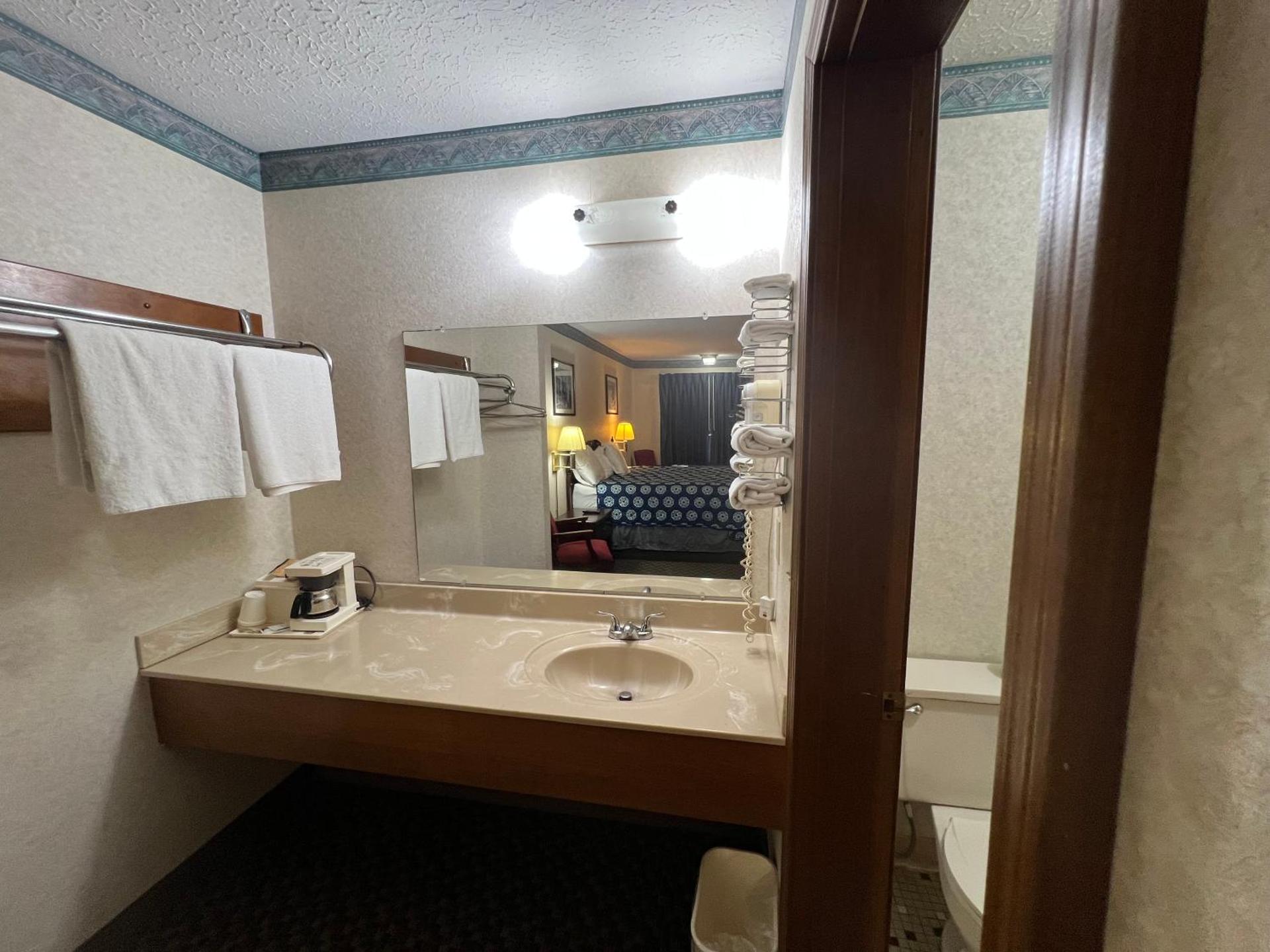 Coffee/tea facilities