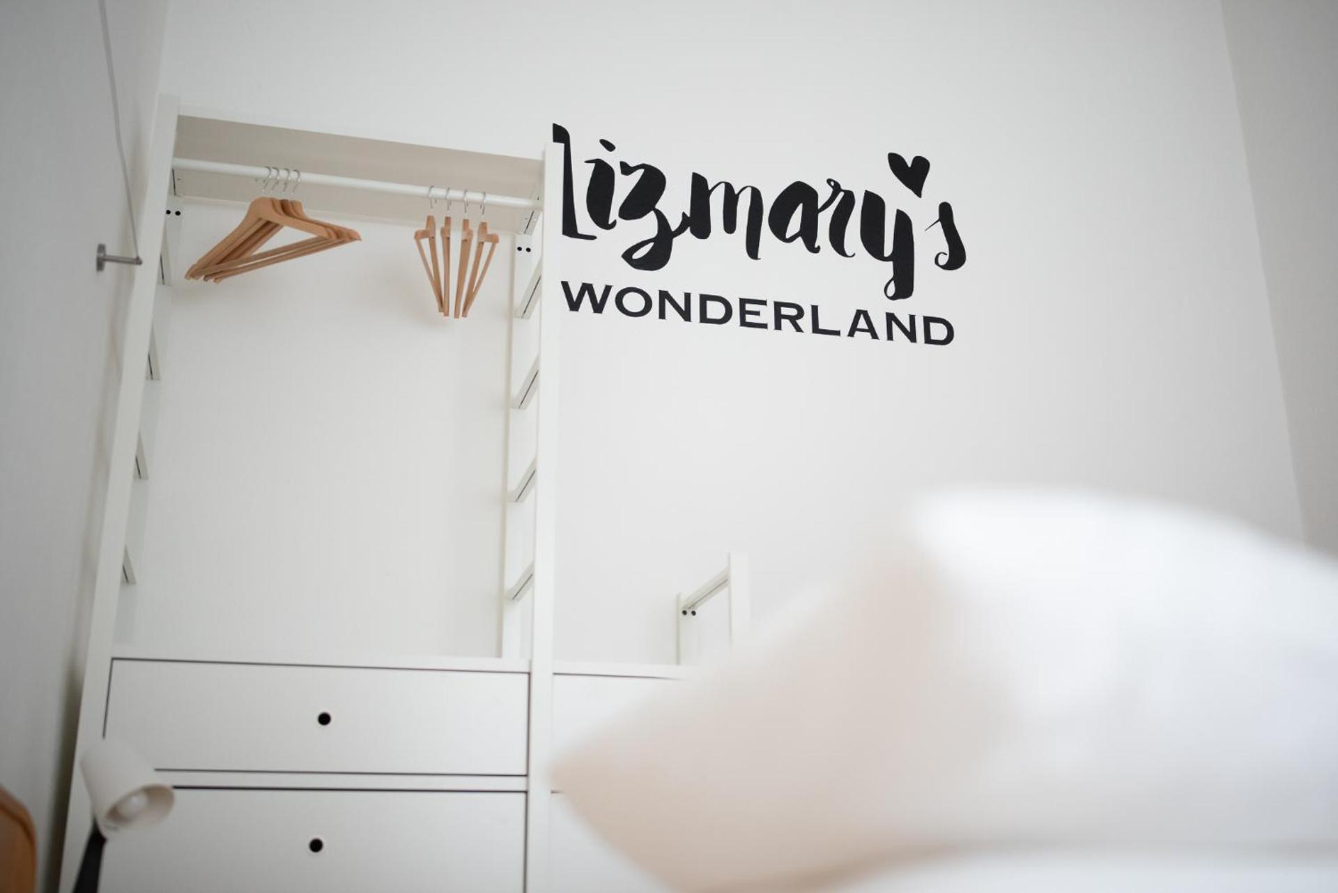 Lizmary's Wonderland