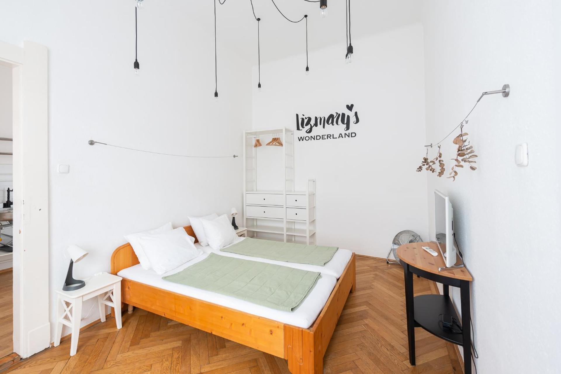 Lizmary's Wonderland