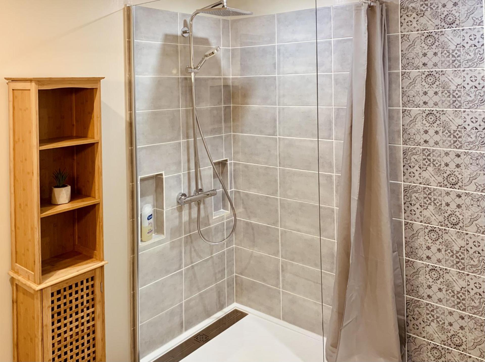 Gignac - Superbe cocon indépendant avec balnéo et jardin