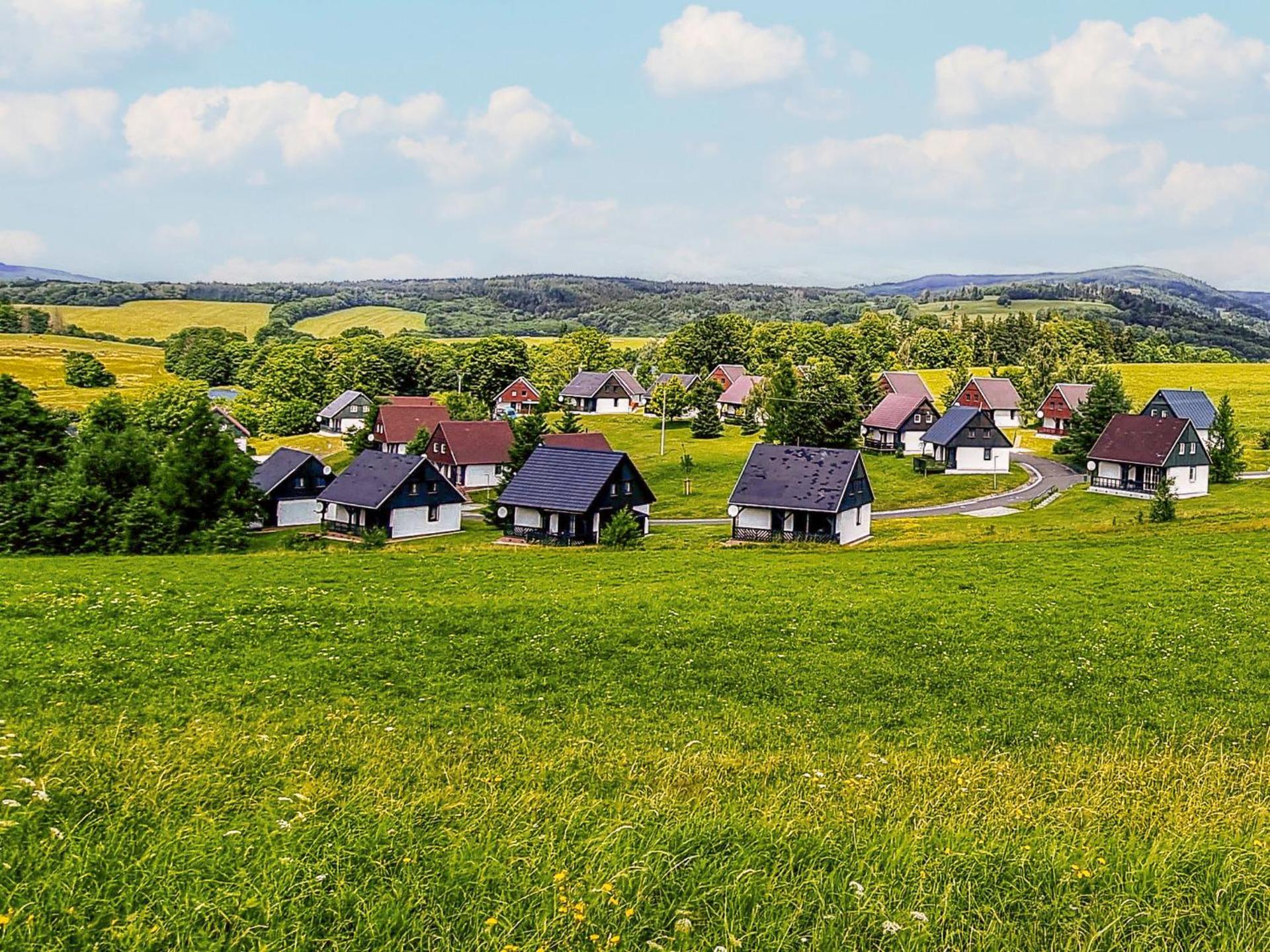 Holiday Home Holiday Hill 42 by Interhome