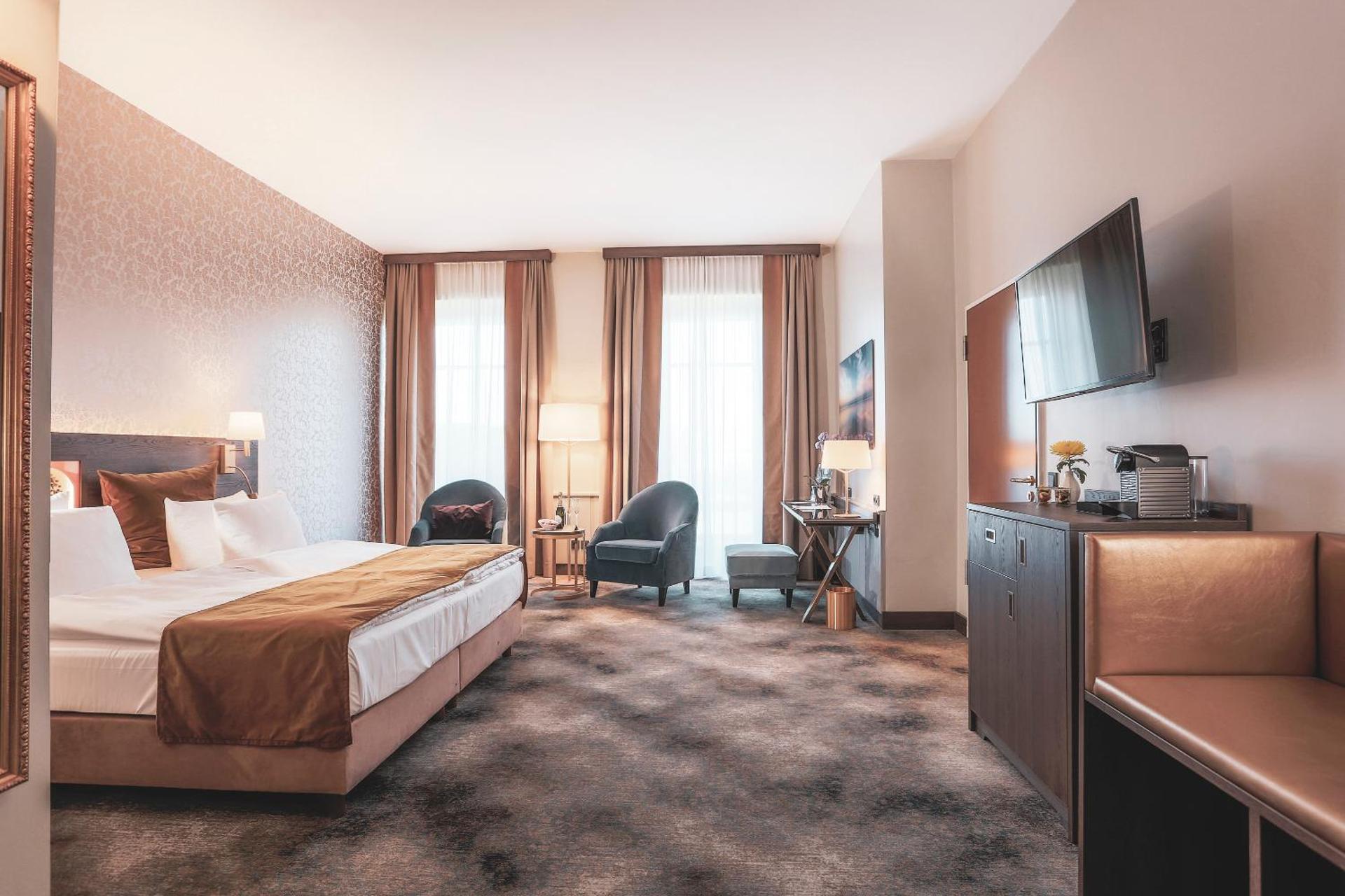 Photo of the whole room