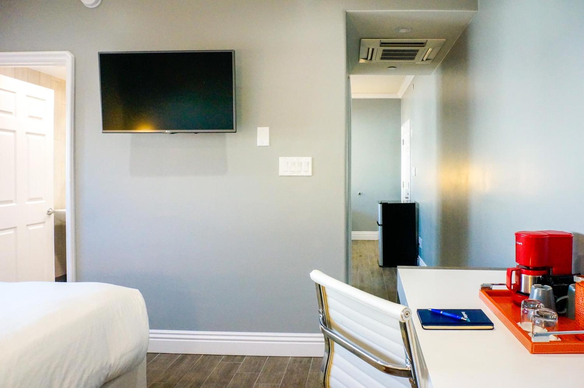 Coffee/tea facilities