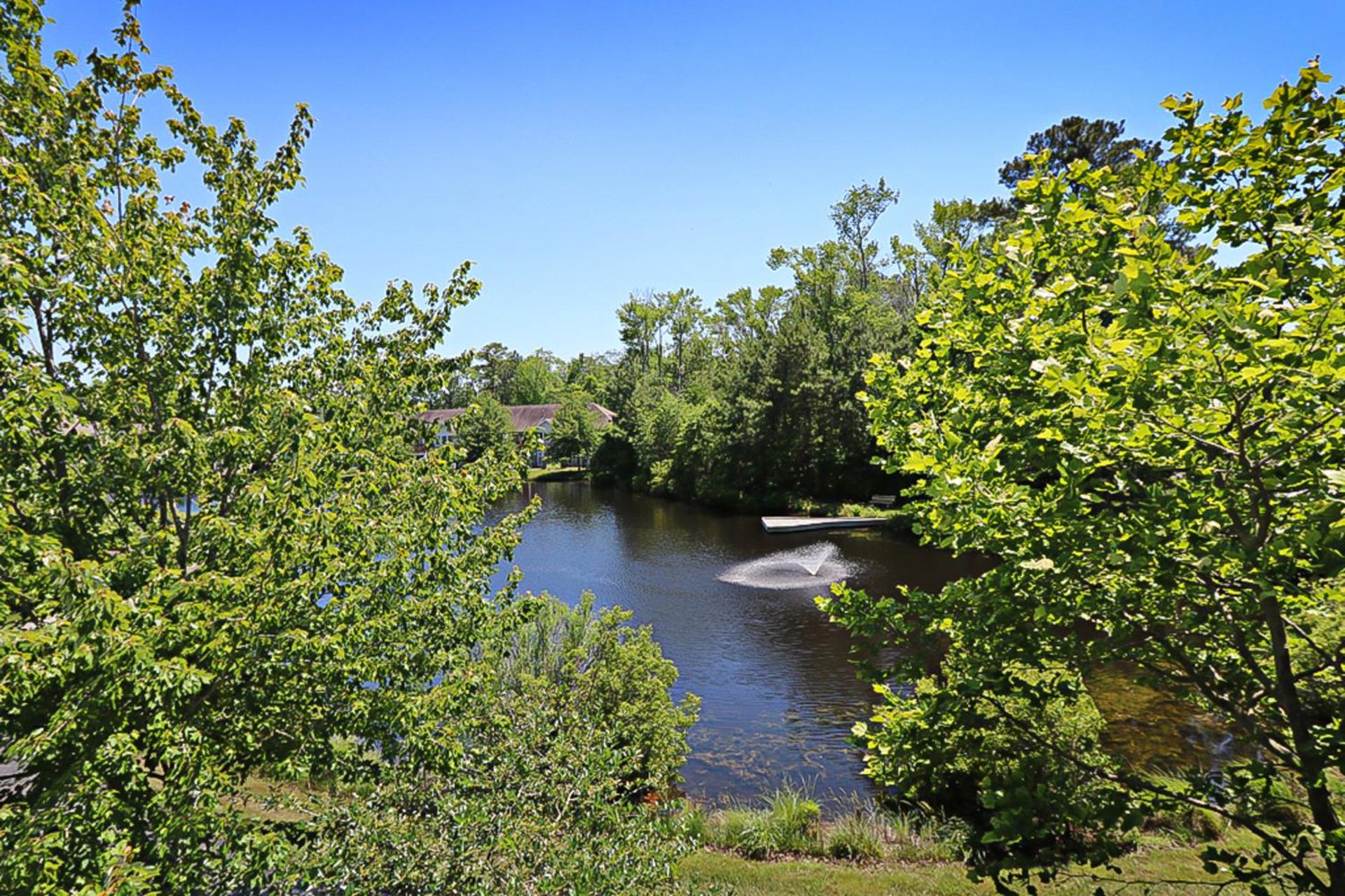 Sea Colony - 55021 Pine Lake