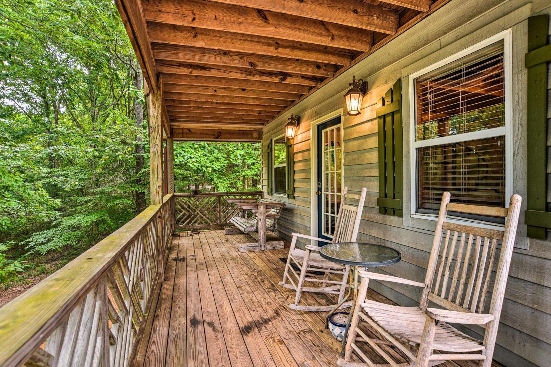 Golfers Retreat - Cabin in Resort