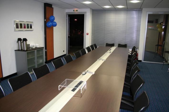 Meeting/conference room