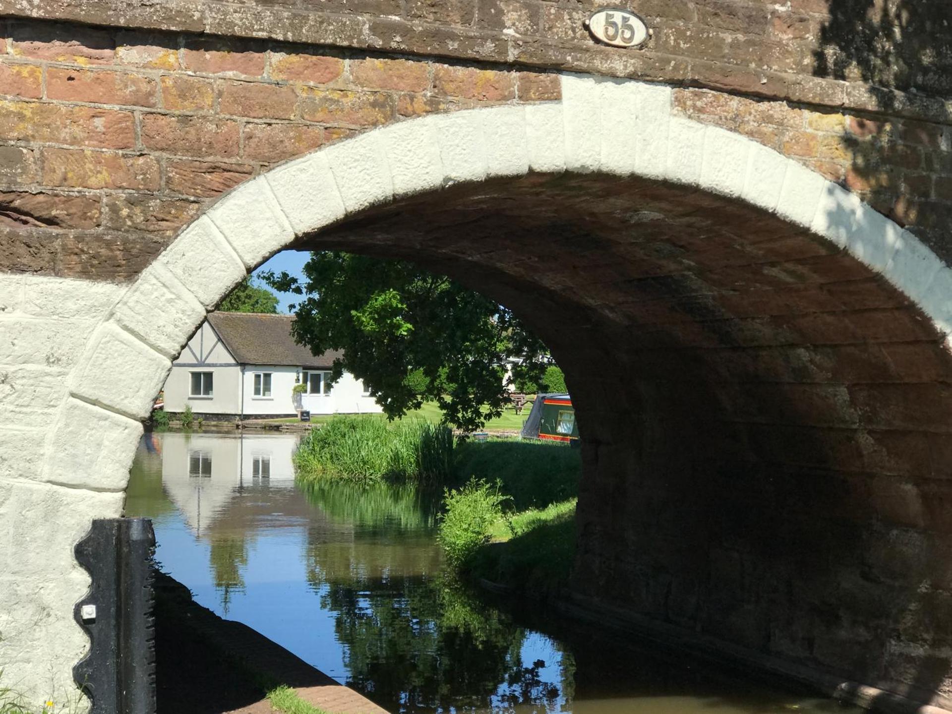 The Stables and Granary at Shawbroom Farm