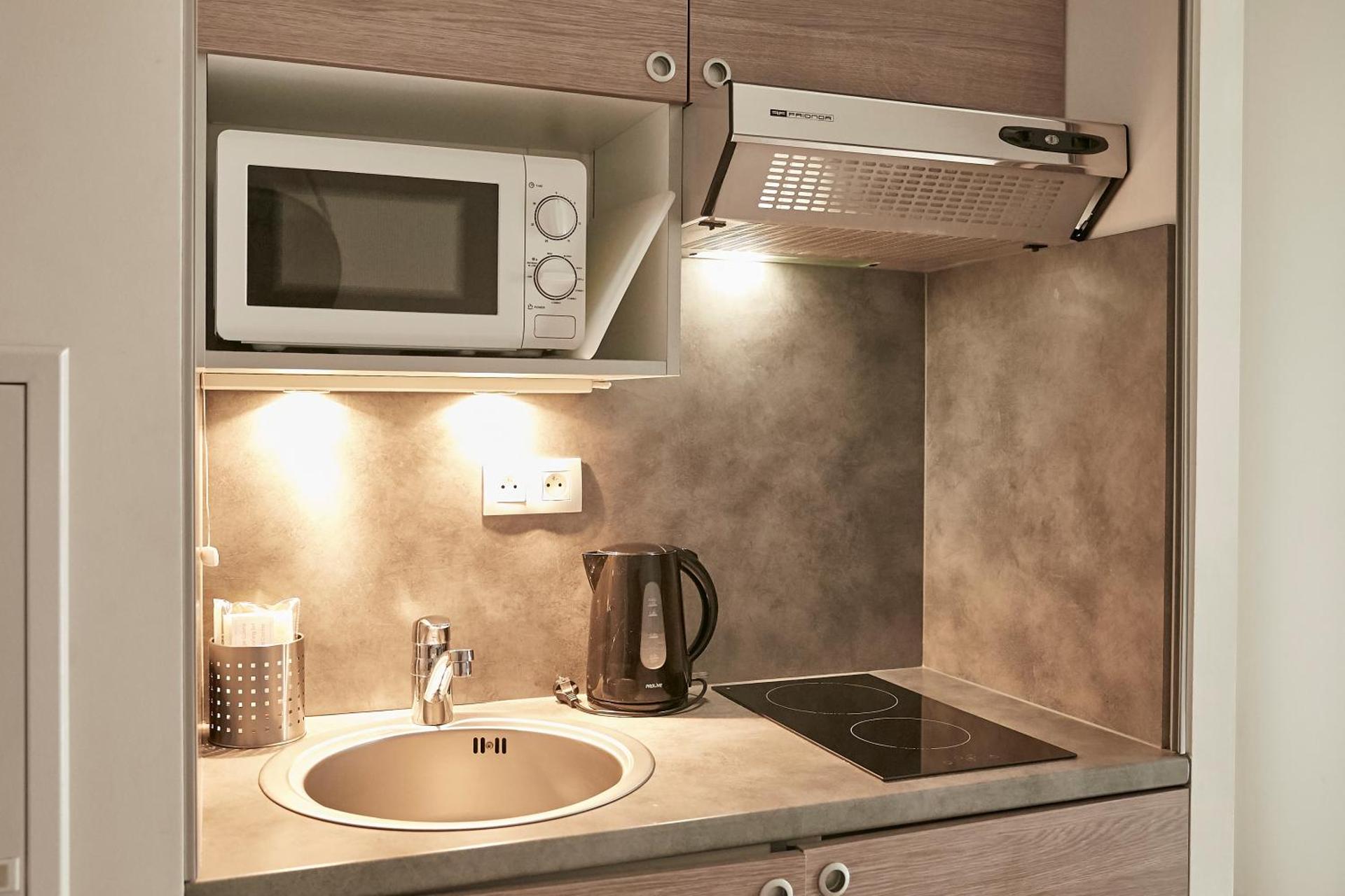 Kitchen or kitchenette