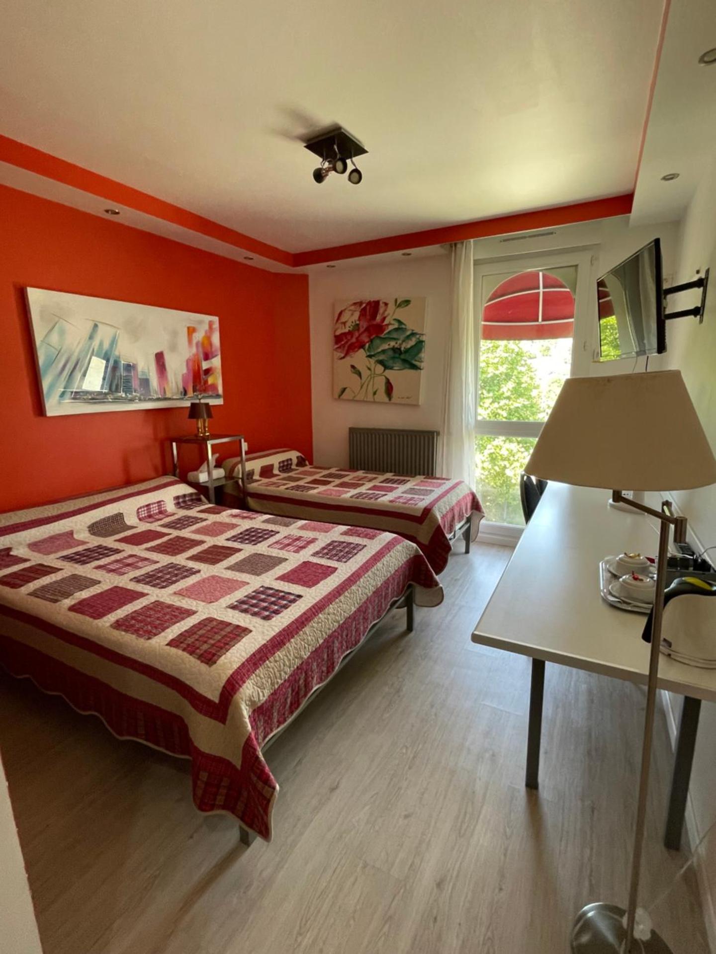 Photo of the whole room