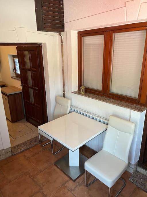 Room in Otočac HELENA