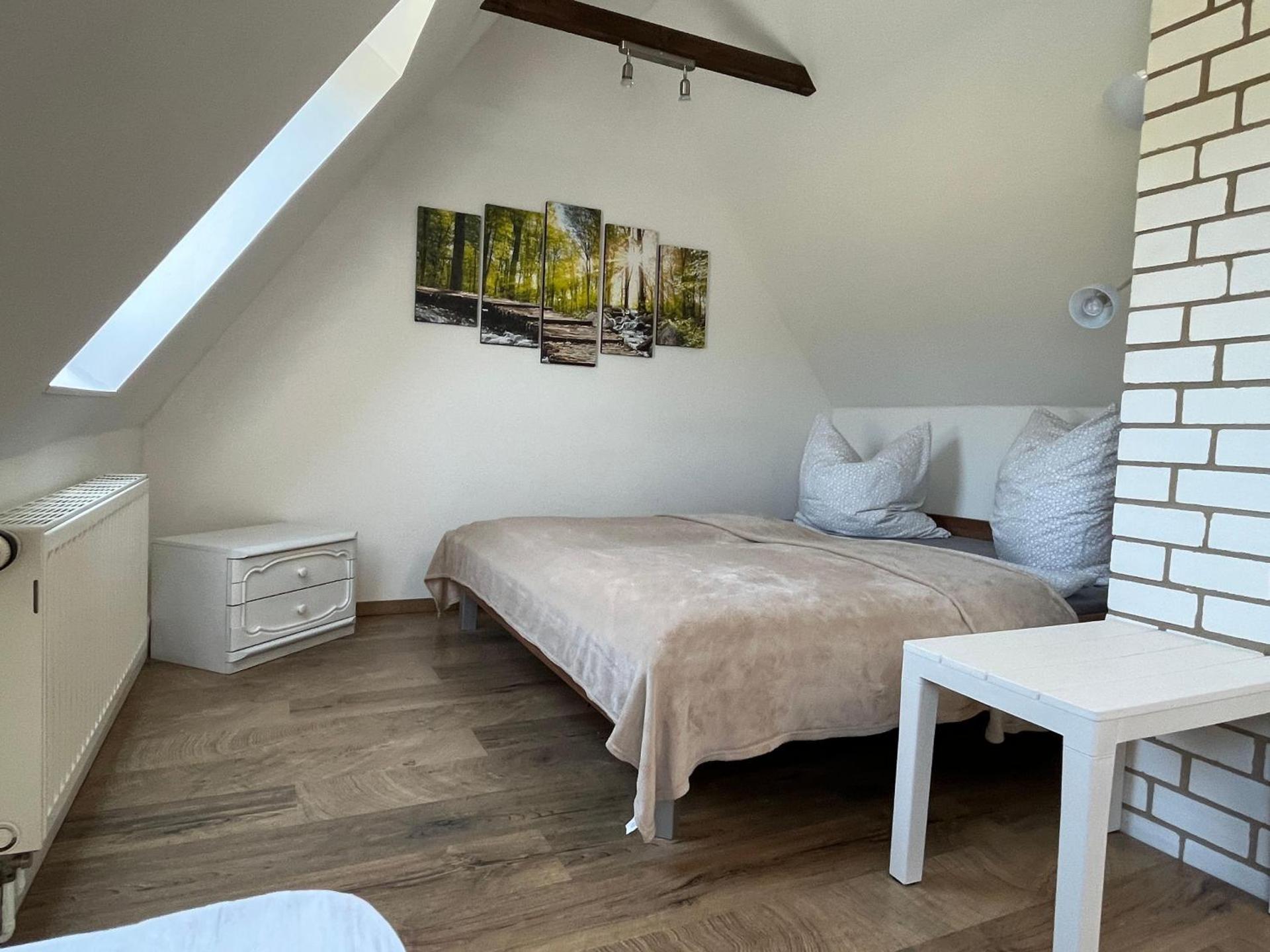 Saechsische-Schweiz-Ferienhaus-Wohnung-1-mit-Elbblick-Sauna-und-Kamin