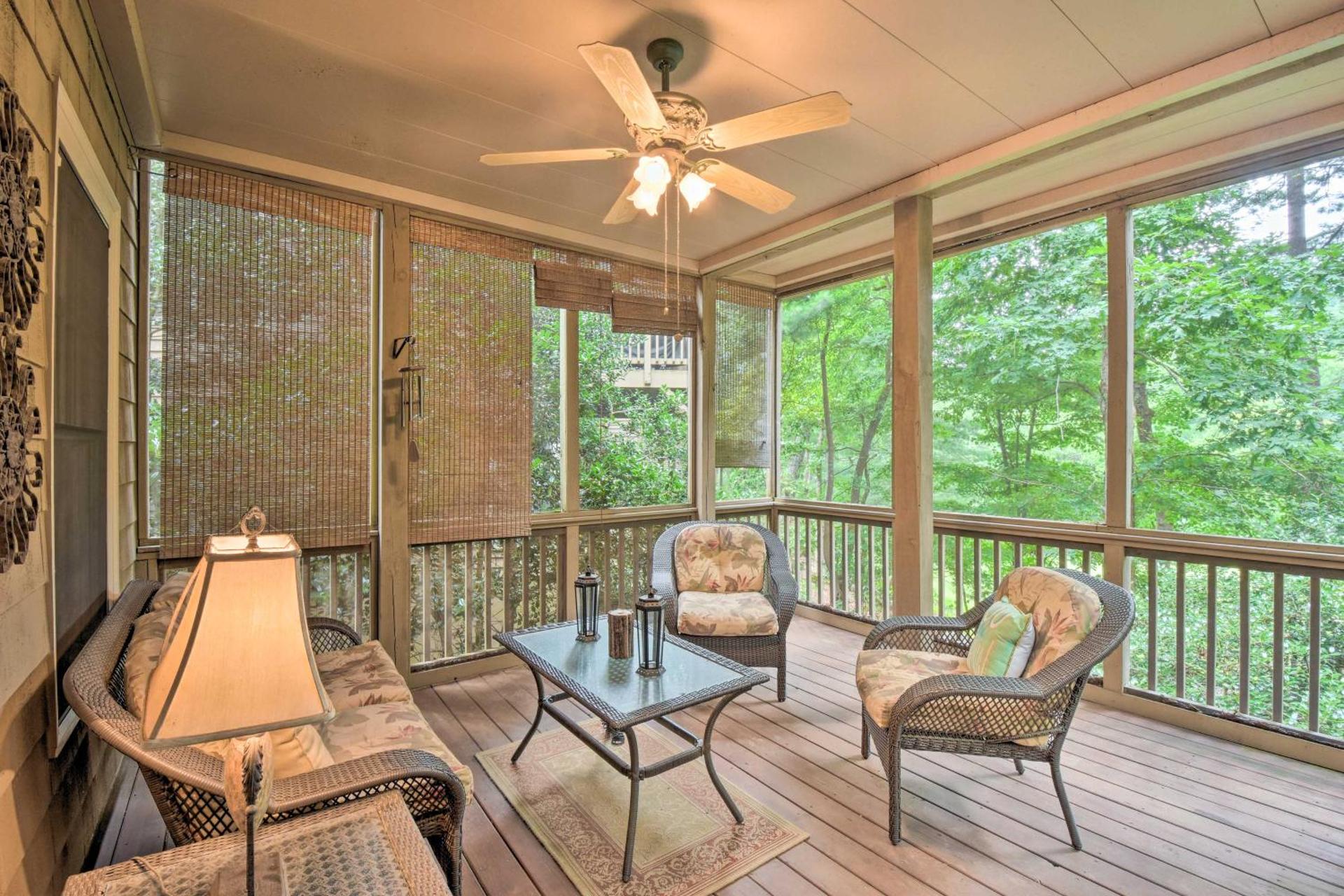 Big Canoe Retreat with Deck and Golf Course Views