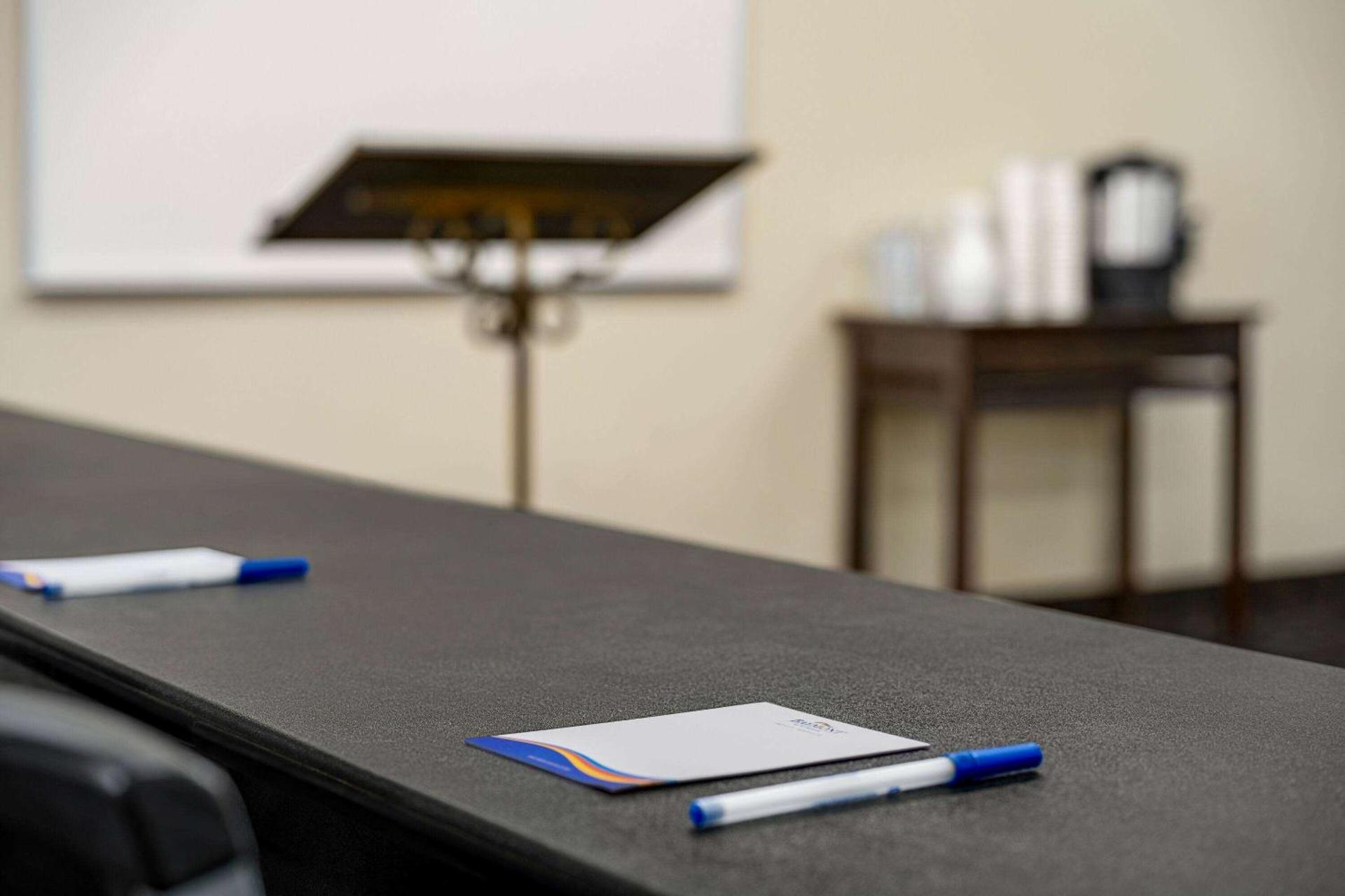 Meeting/conference room