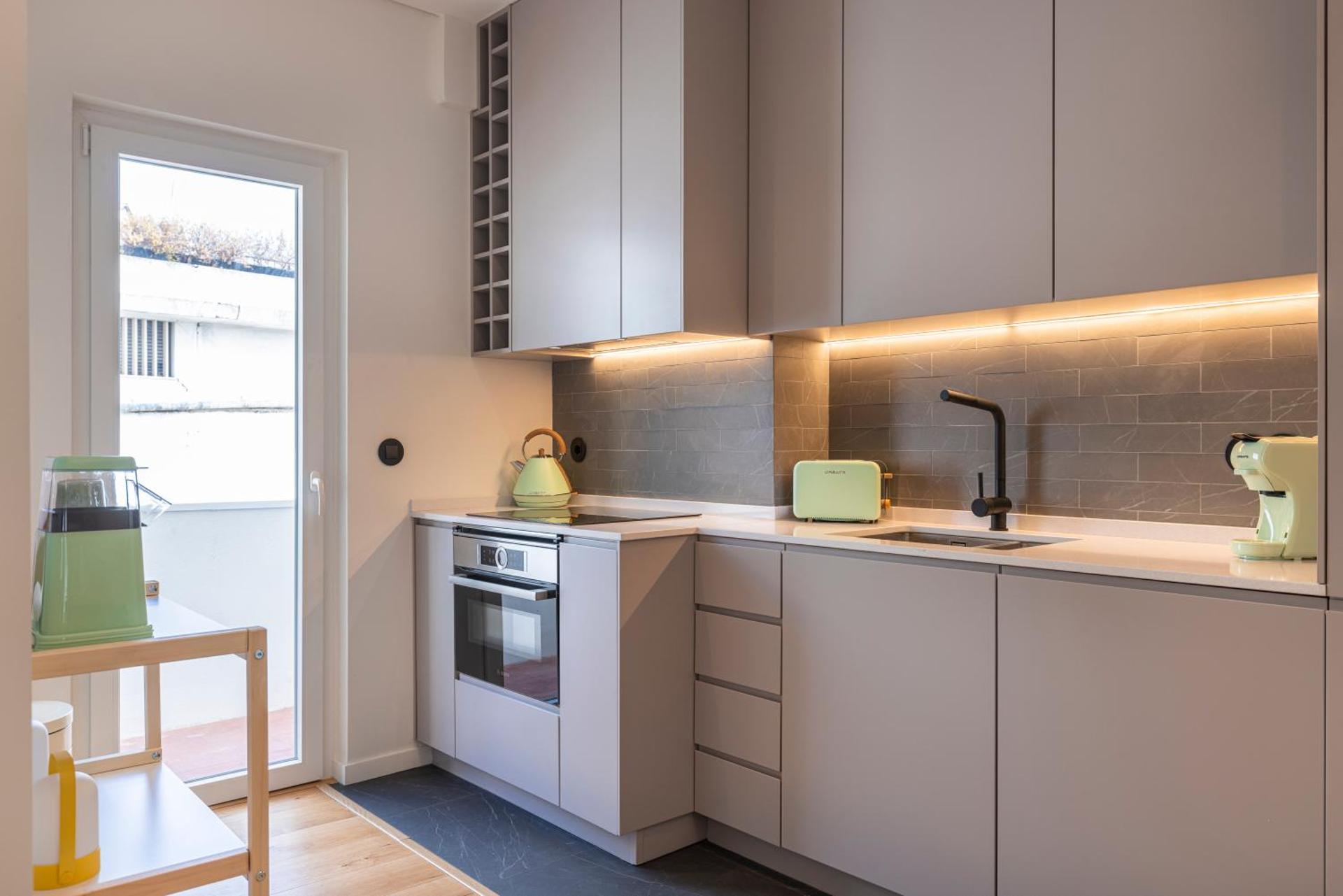 Kitchen or kitchenette