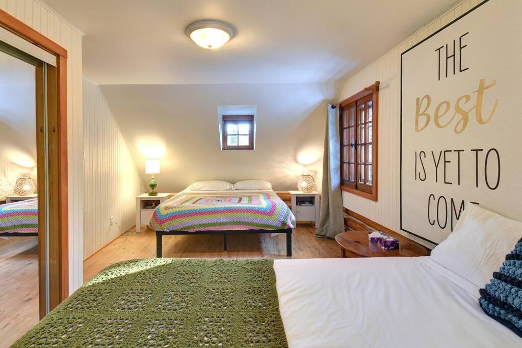 Family Friendly Private Log Home 6 Person Remote Work Breathtaking Mountain Views Versant Nord