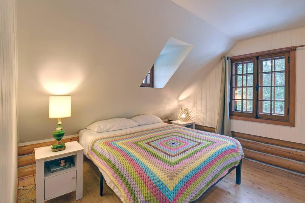 Family Friendly Private Log Home 6 Person Remote Work Breathtaking Mountain Views Versant Nord