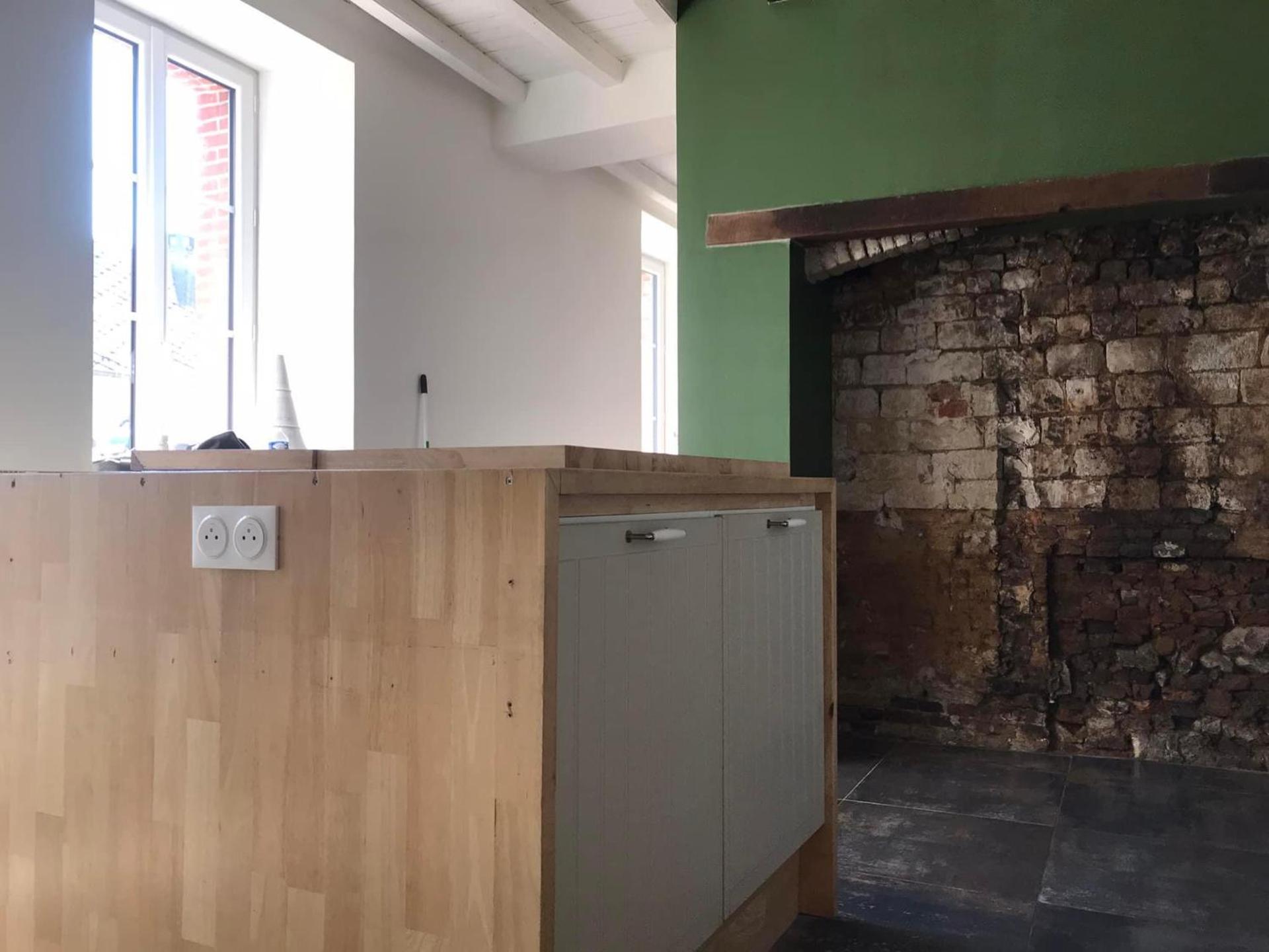 Kitchen or kitchenette