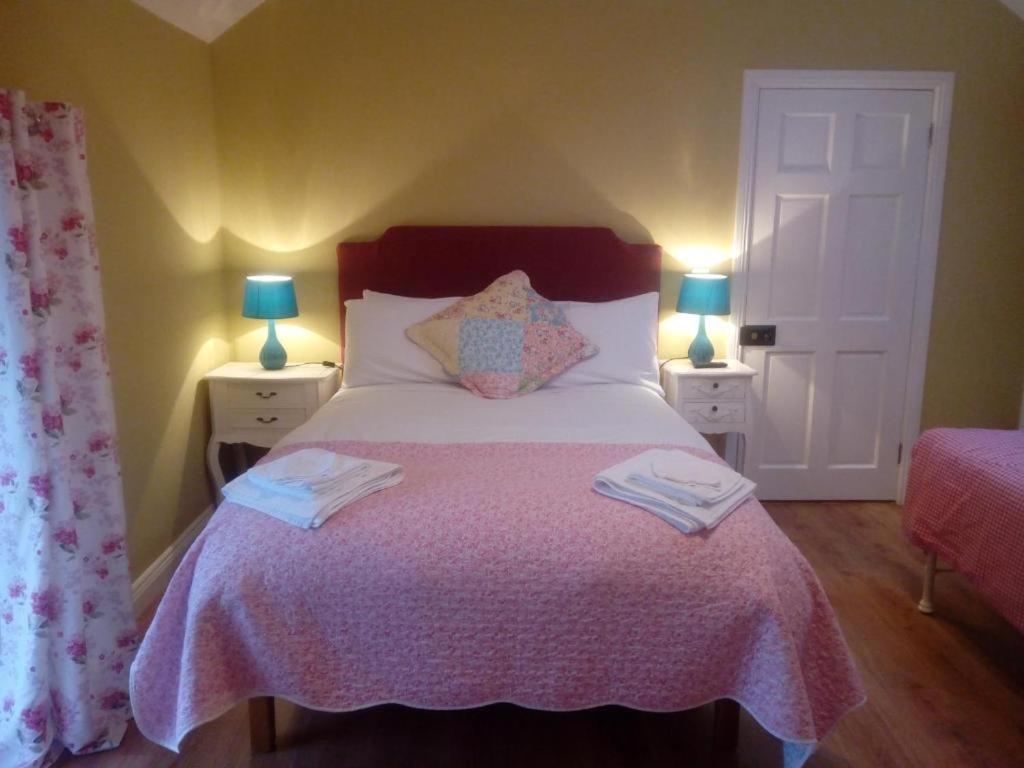 Abbeyview House B&B and Glamping