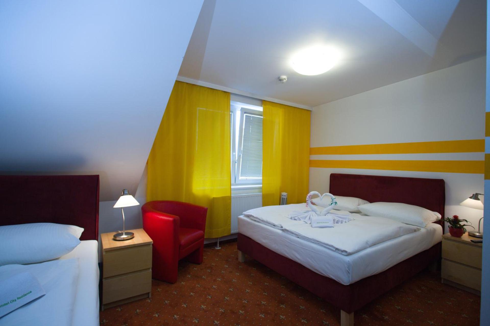 Triple Room with Private Bathroom