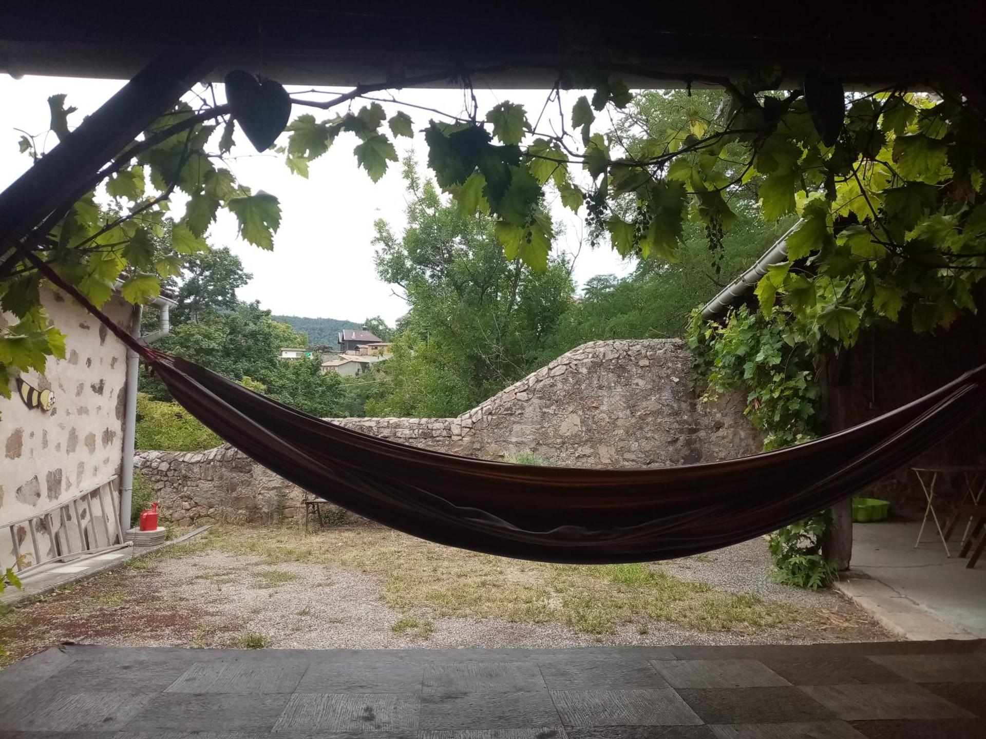 Charmant gîte avec parking gratuit sur place.