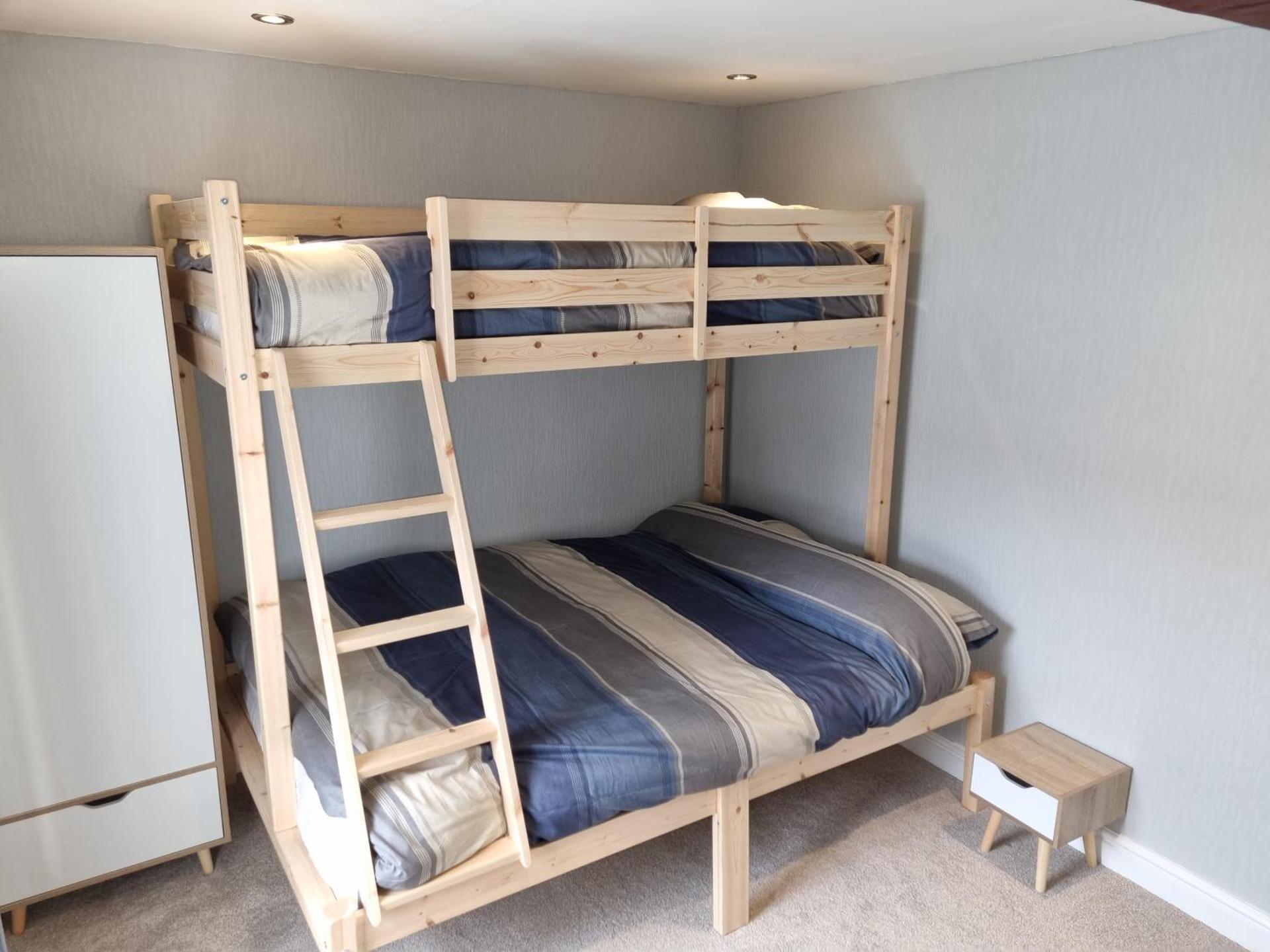 bunk bed