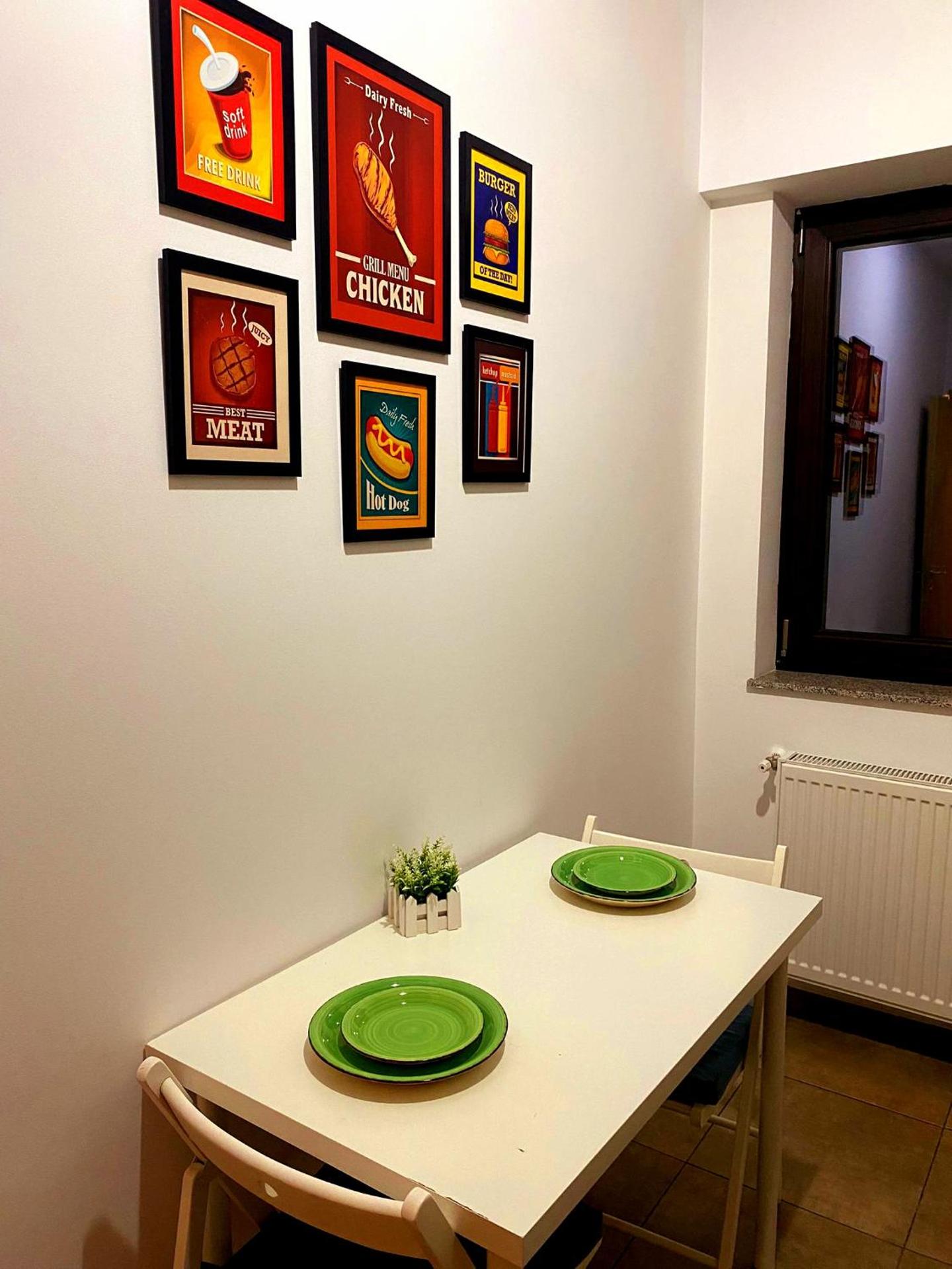 Bellagio - Cozy Apartment with Free Parking & Gym