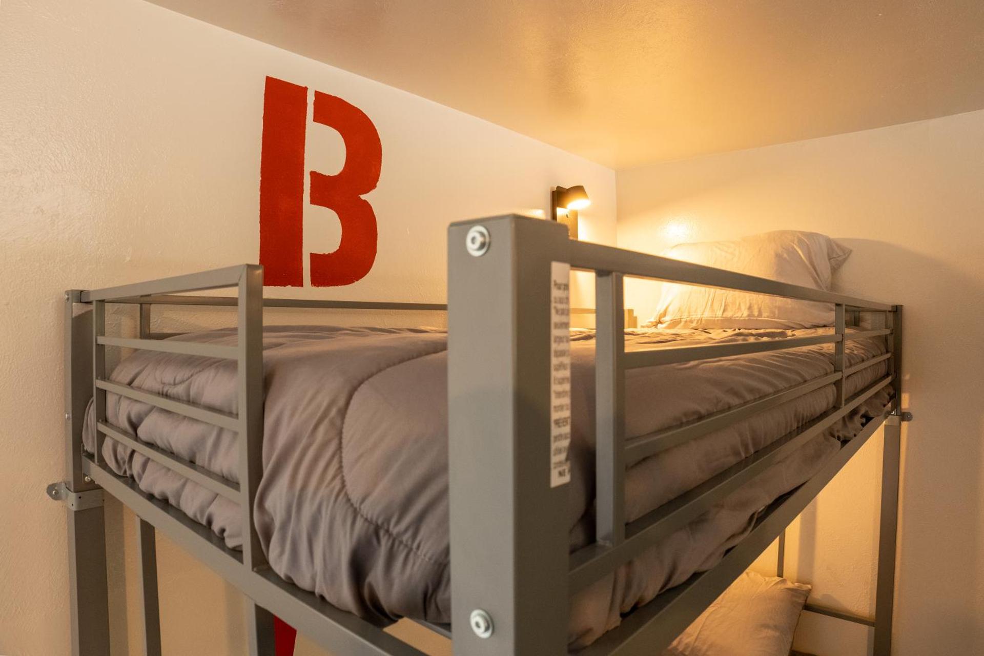 bunk bed