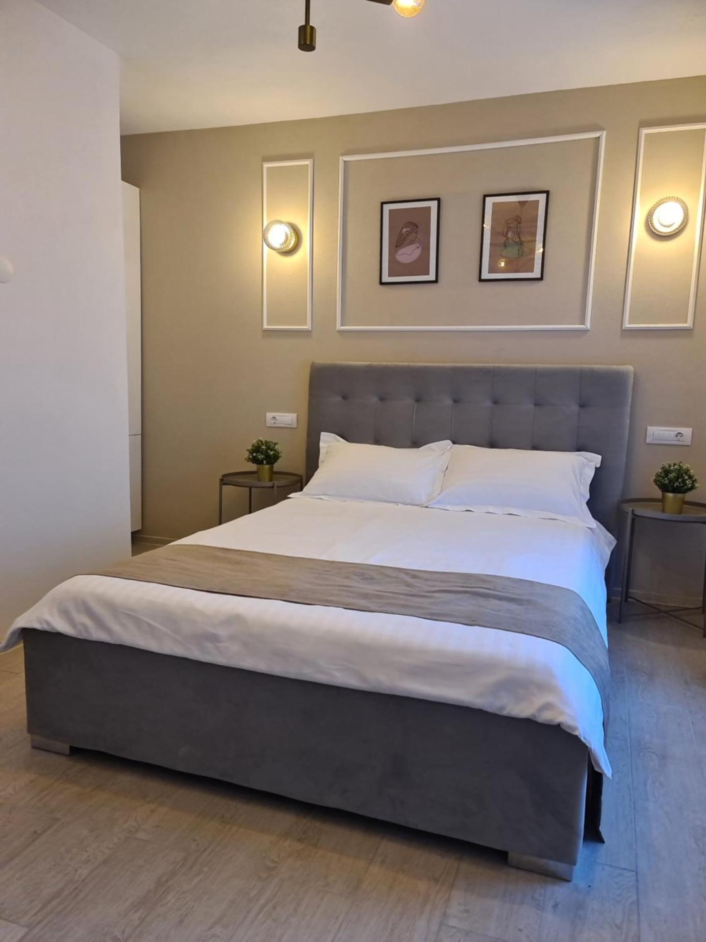 URBANIST Guest House