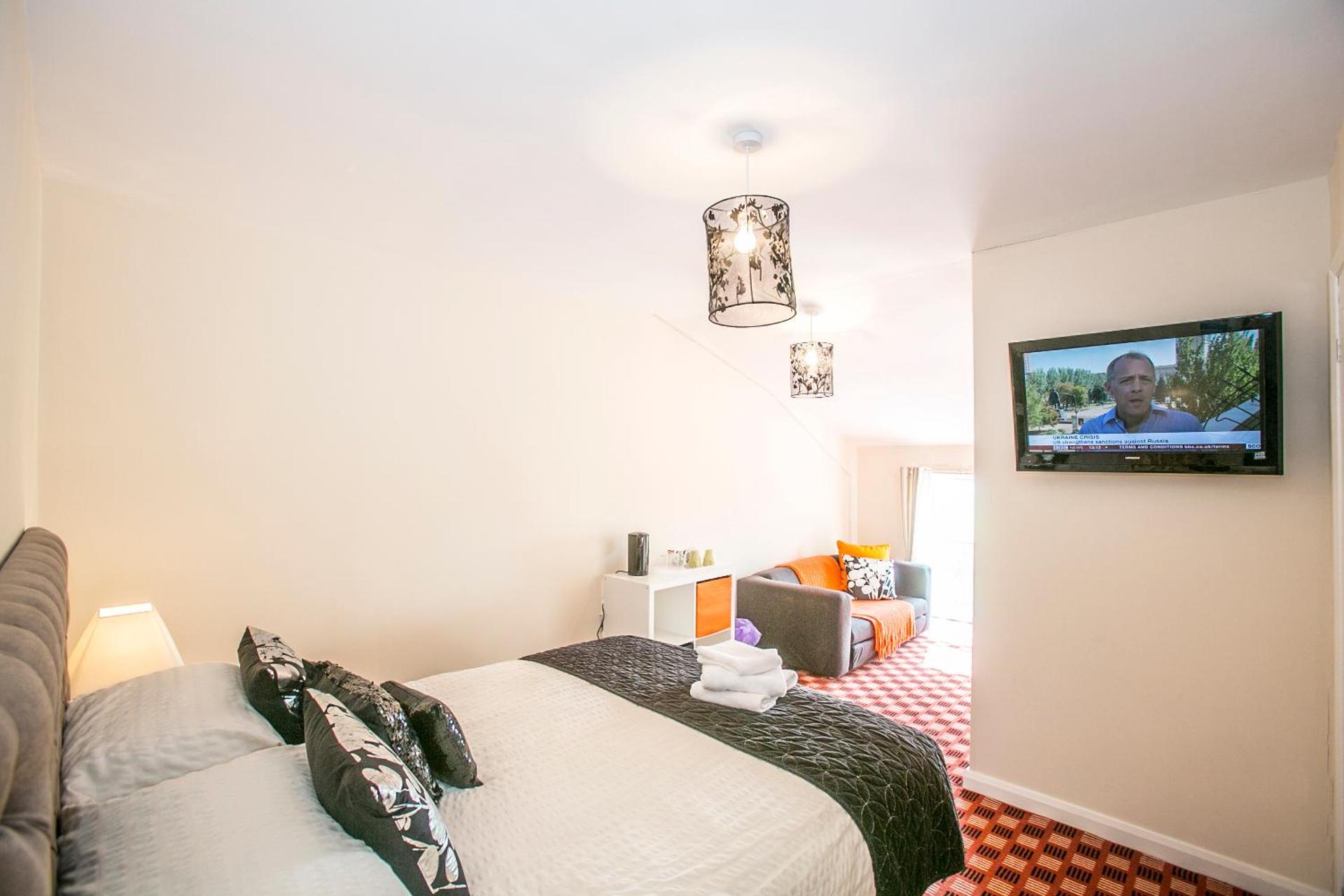 Photo of the whole room