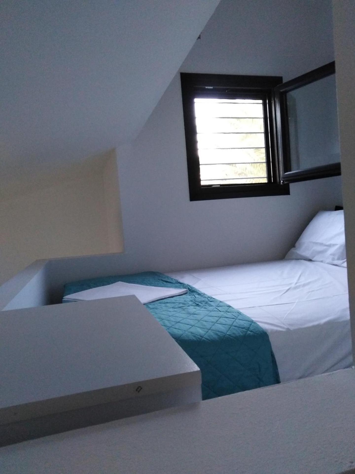 Σπίτι με σοφίτα μπροστά στη θάλασσα