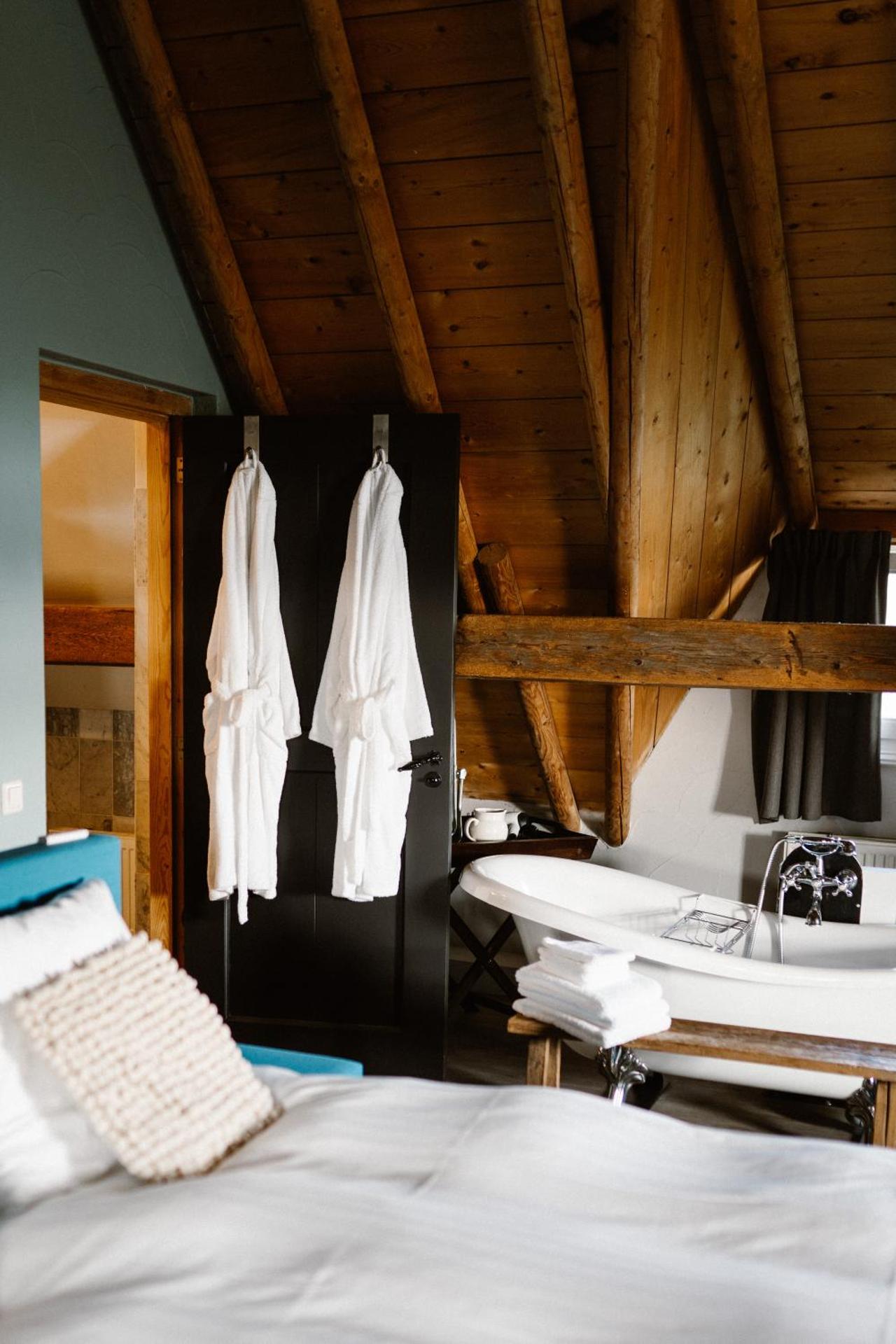 Deluxe Double Room with Bath