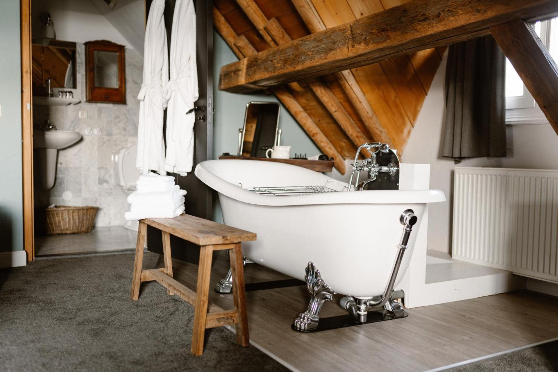 Deluxe Double Room with Bath